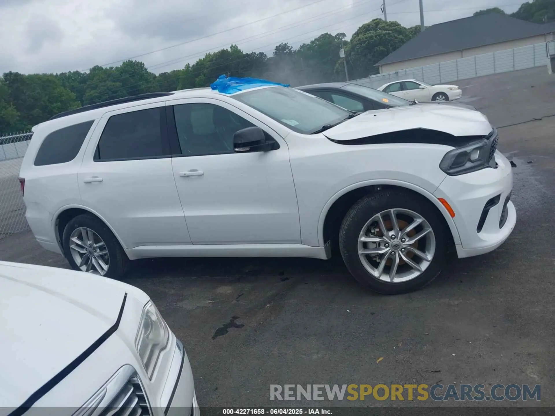 12 Photograph of a damaged car 1C4RDHDG0RC136092 DODGE DURANGO 2024