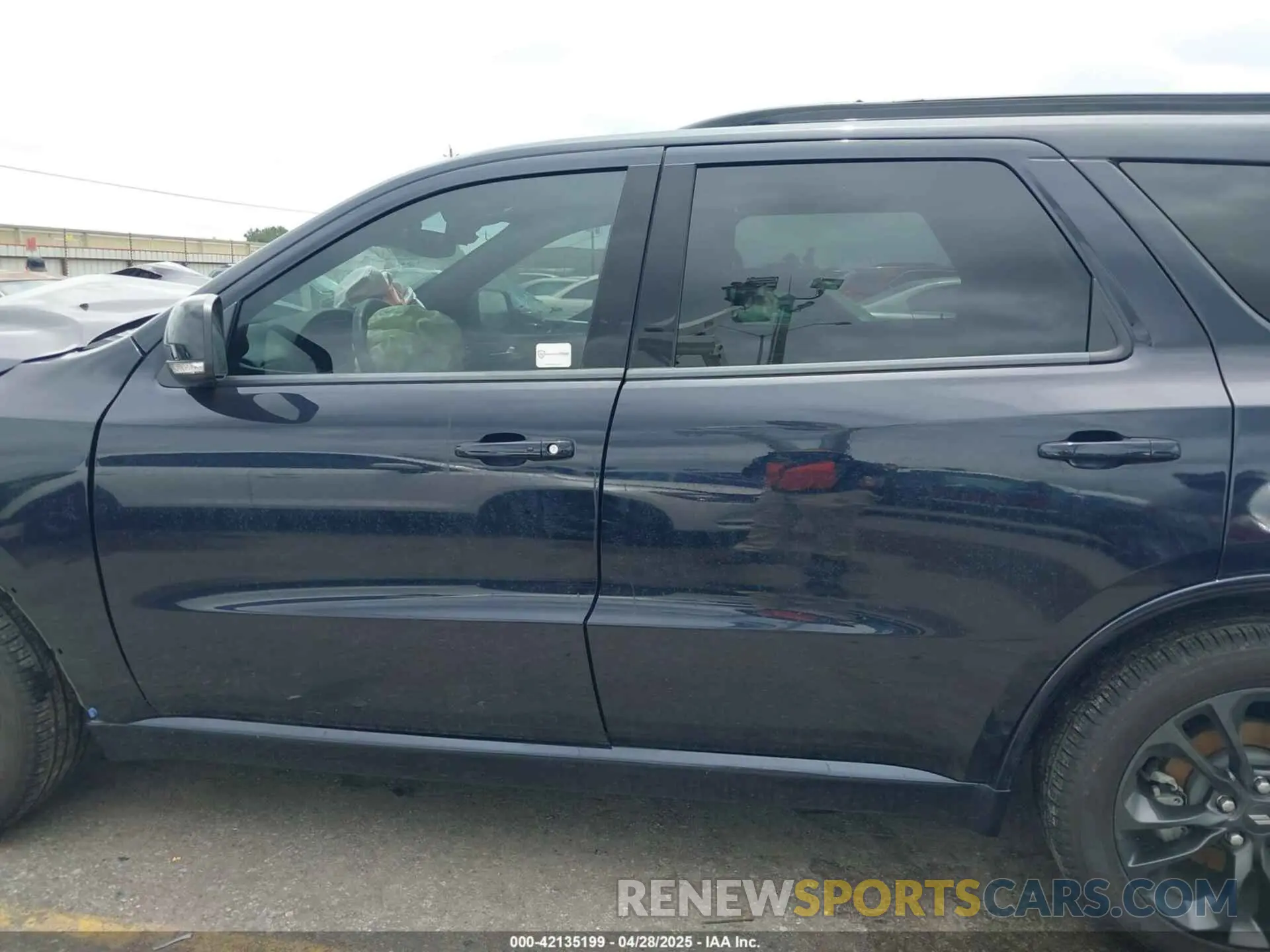 14 Photograph of a damaged car 1C4RDHDG0RC152504 DODGE DURANGO 2024
