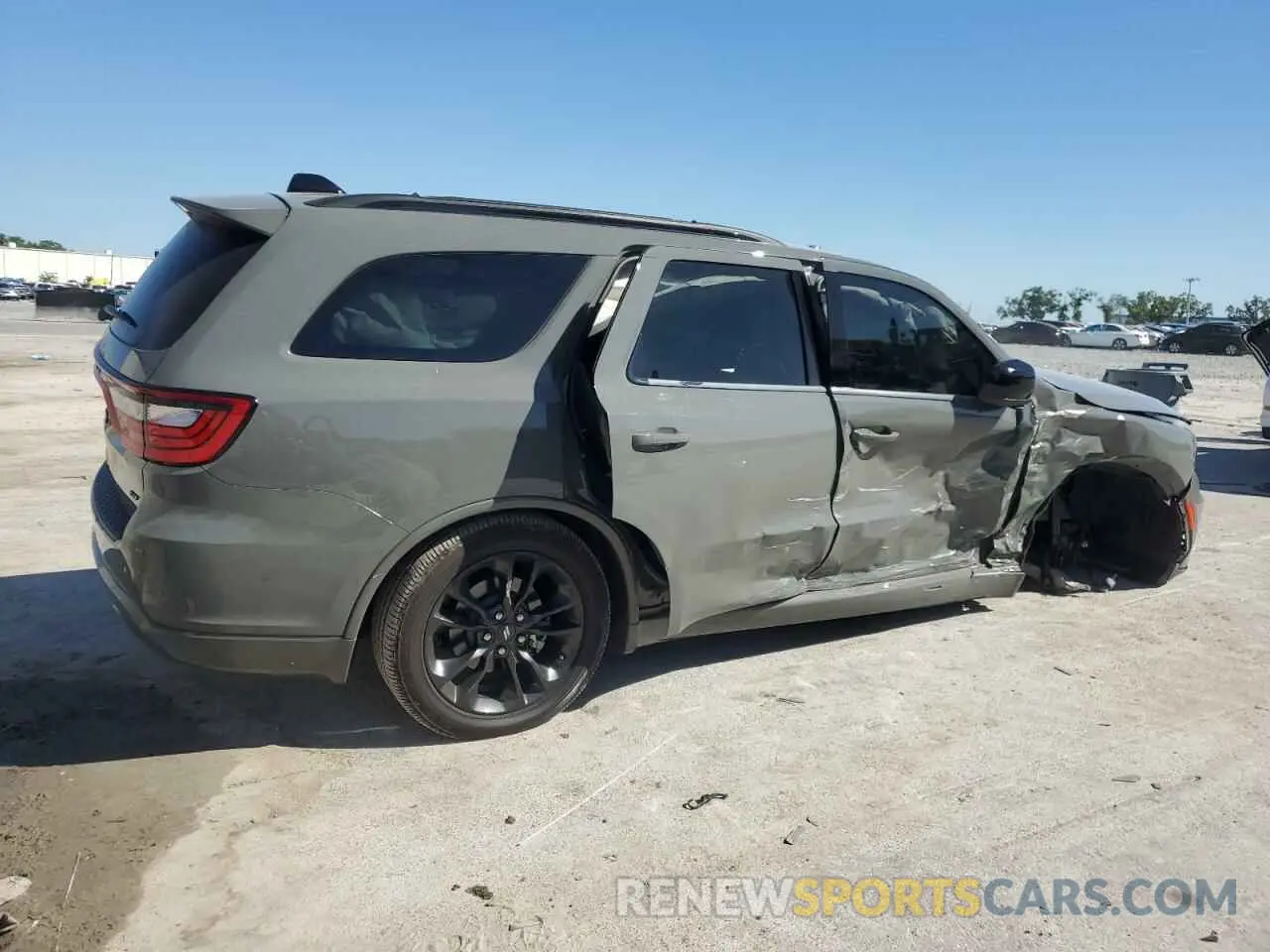 3 Photograph of a damaged car 1C4RDHDG7RC100223 DODGE DURANGO 2024