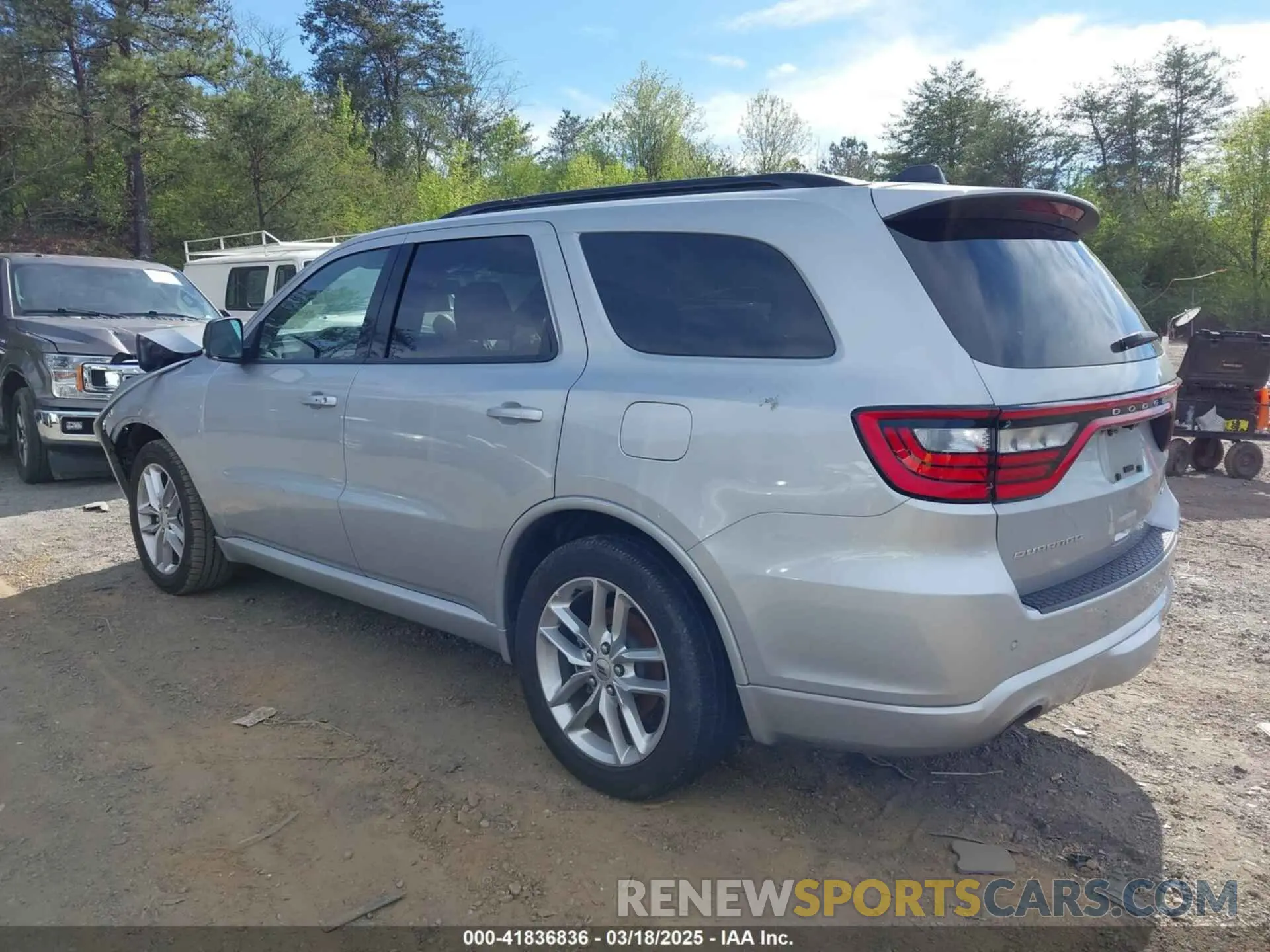 3 Photograph of a damaged car 1C4RDHDG8RC121307 DODGE DURANGO 2024