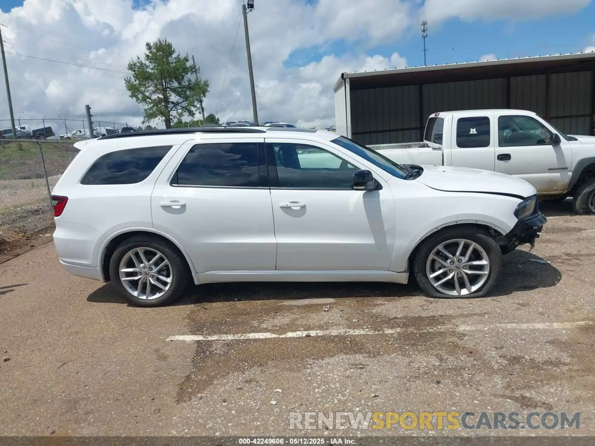 14 Photograph of a damaged car 1C4RDHDG9RC118383 DODGE DURANGO 2024