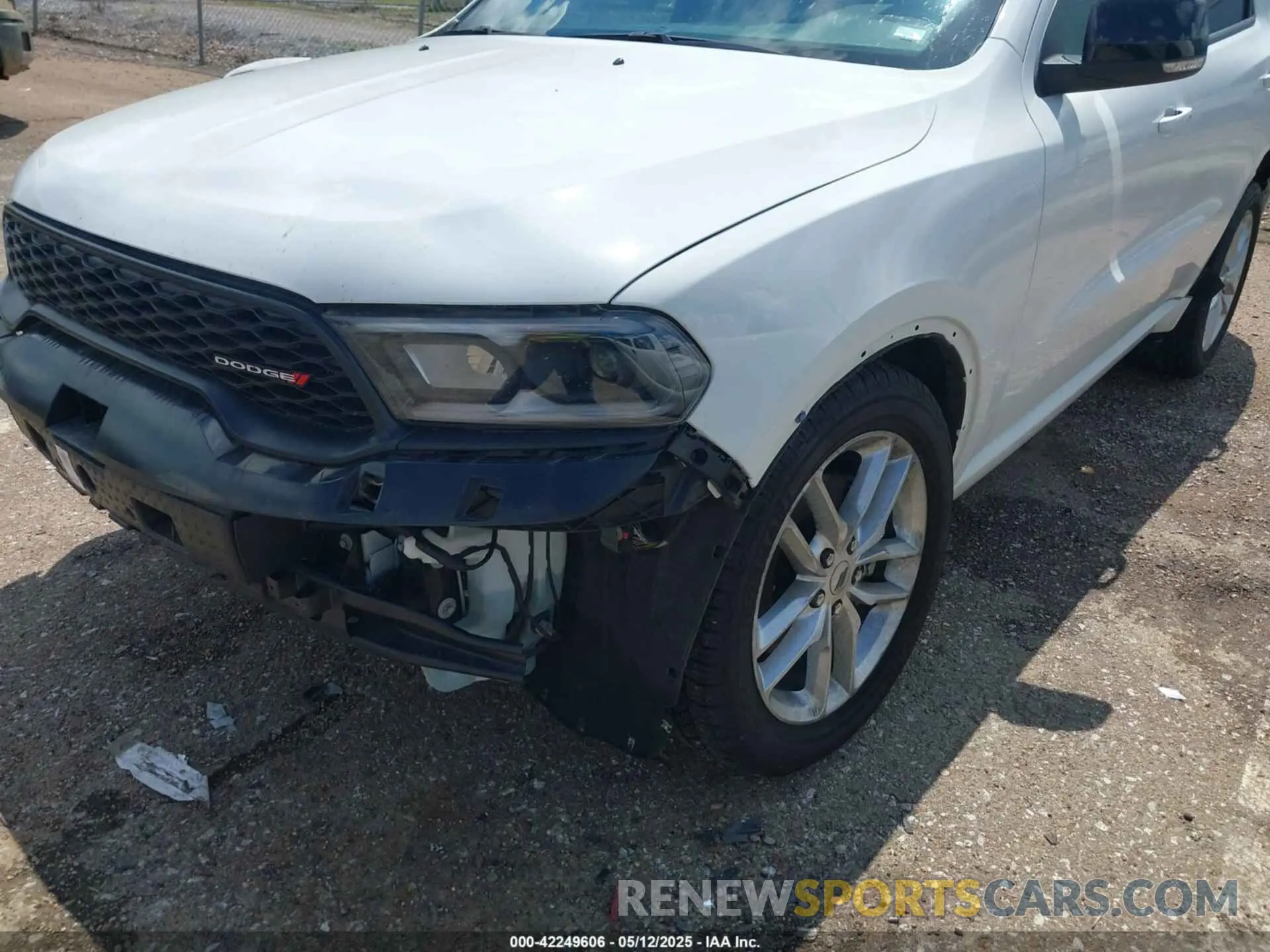 19 Photograph of a damaged car 1C4RDHDG9RC118383 DODGE DURANGO 2024