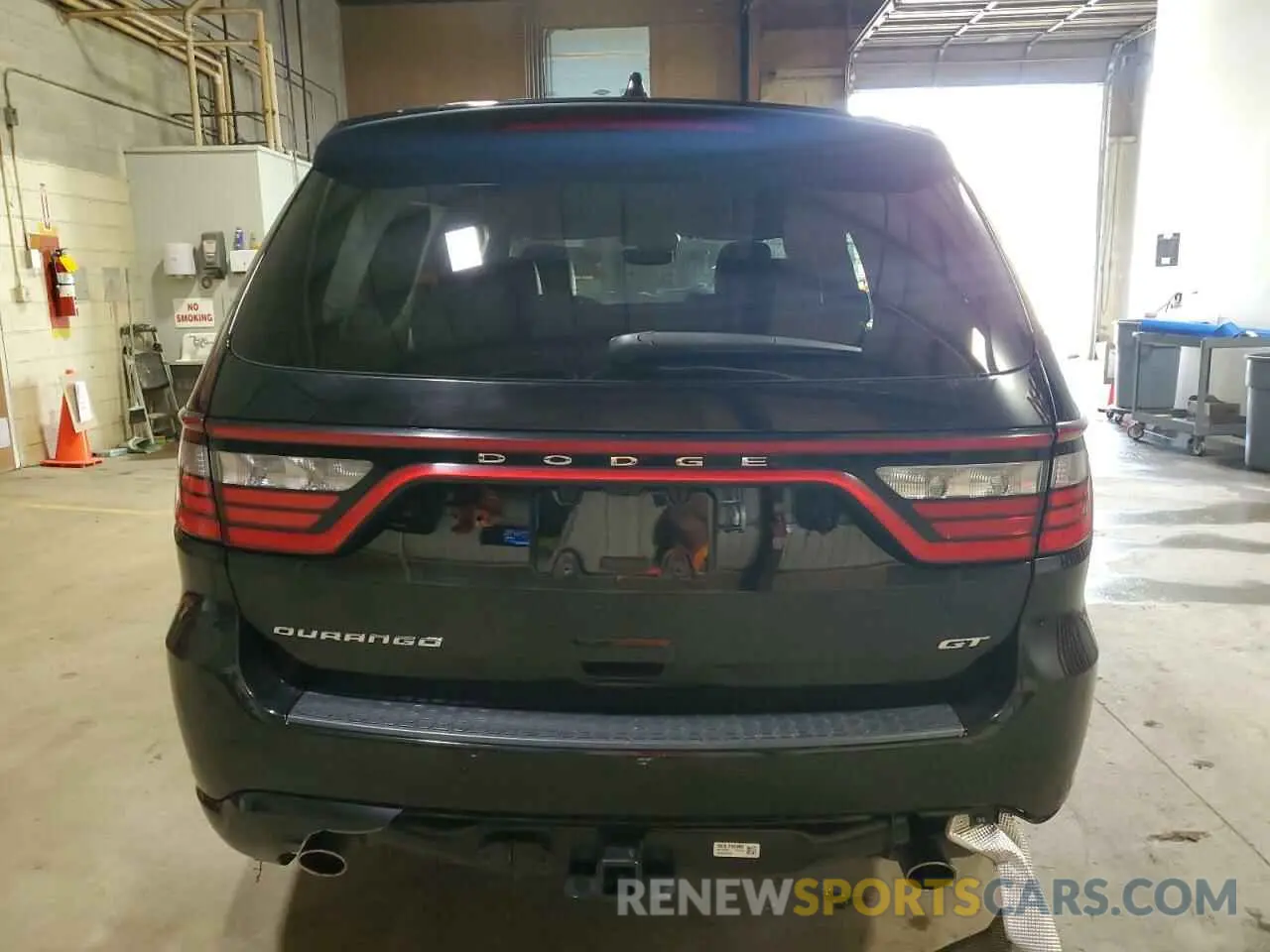 6 Photograph of a damaged car 1C4RDHDG9RC159080 DODGE DURANGO 2024