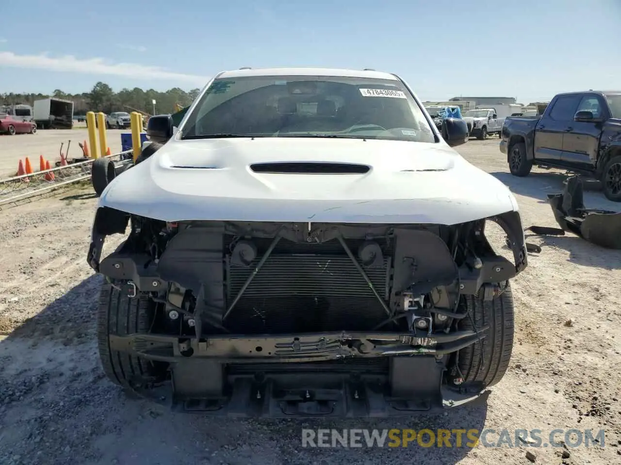 5 Photograph of a damaged car 1C4RDHDGXRC172145 DODGE DURANGO 2024