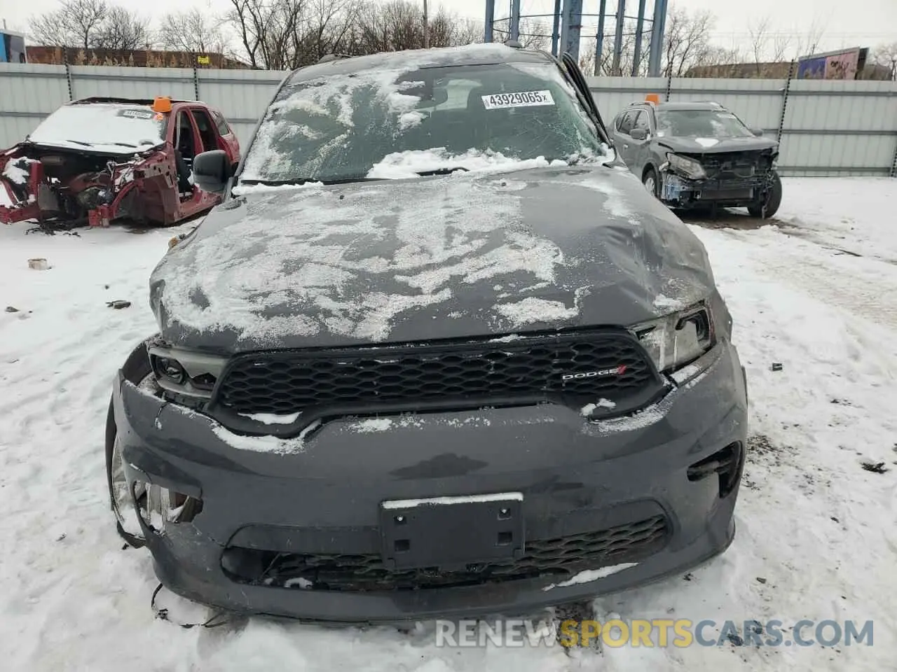5 Photograph of a damaged car 1C4RDJDG1RC175152 DODGE DURANGO 2024