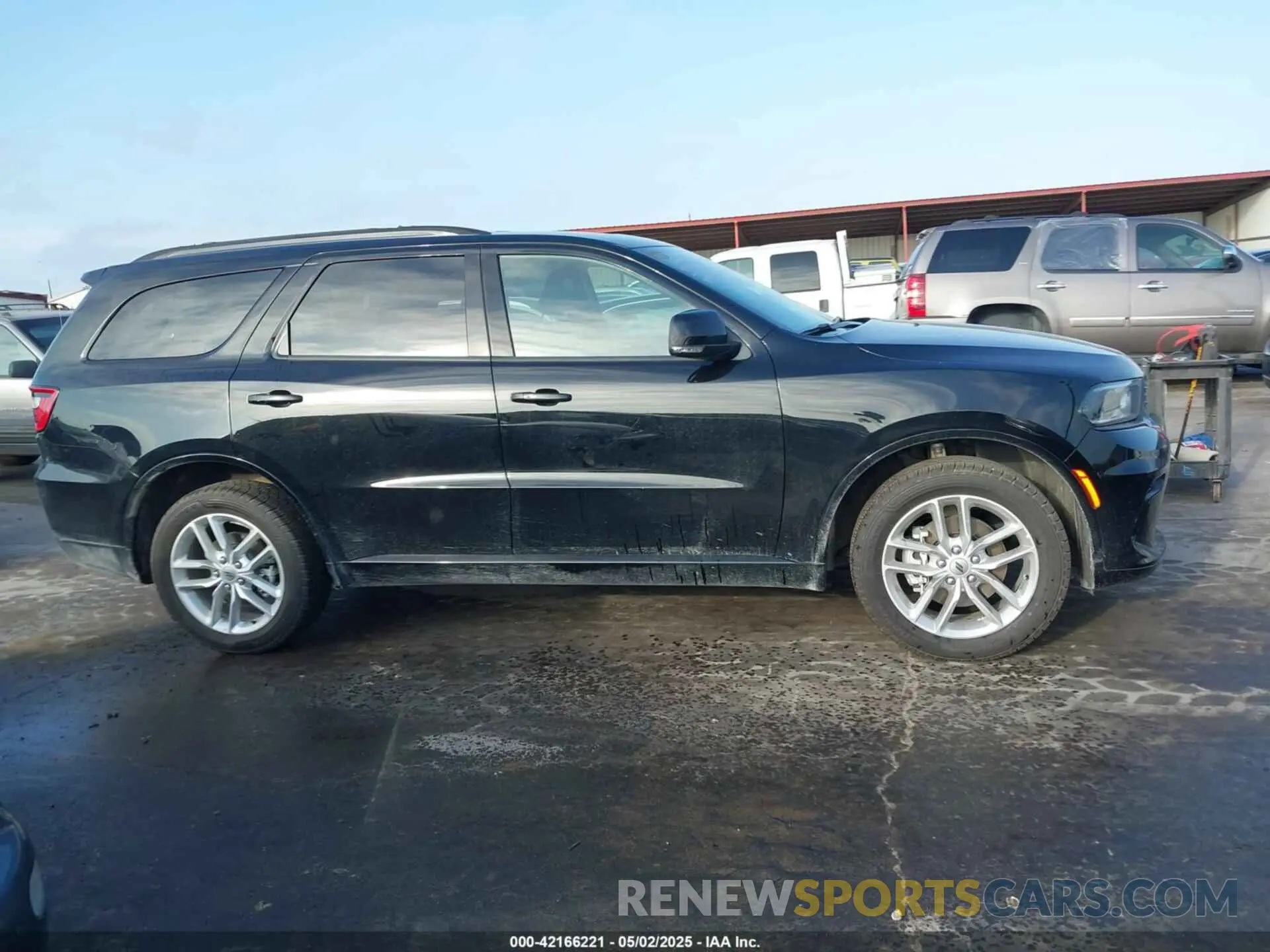 13 Photograph of a damaged car 1C4RDJDG4RC234050 DODGE DURANGO 2024