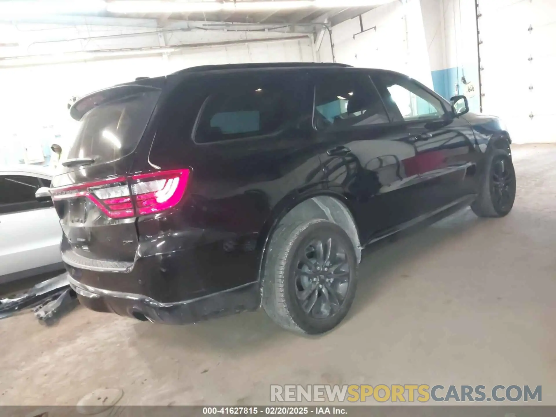 4 Photograph of a damaged car 1C4RDJDG5RC186476 DODGE DURANGO 2024