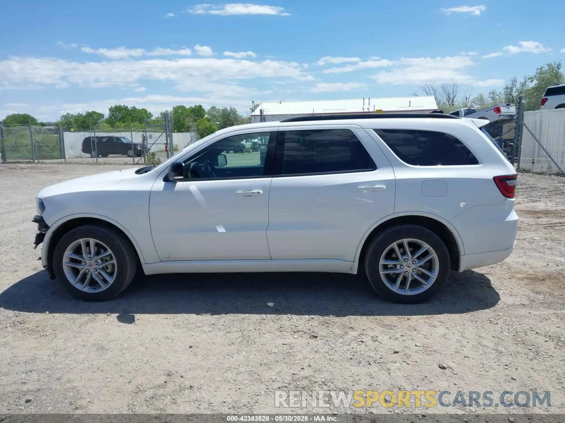 15 Photograph of a damaged car 1C4RDJDG6RC192187 DODGE DURANGO 2024