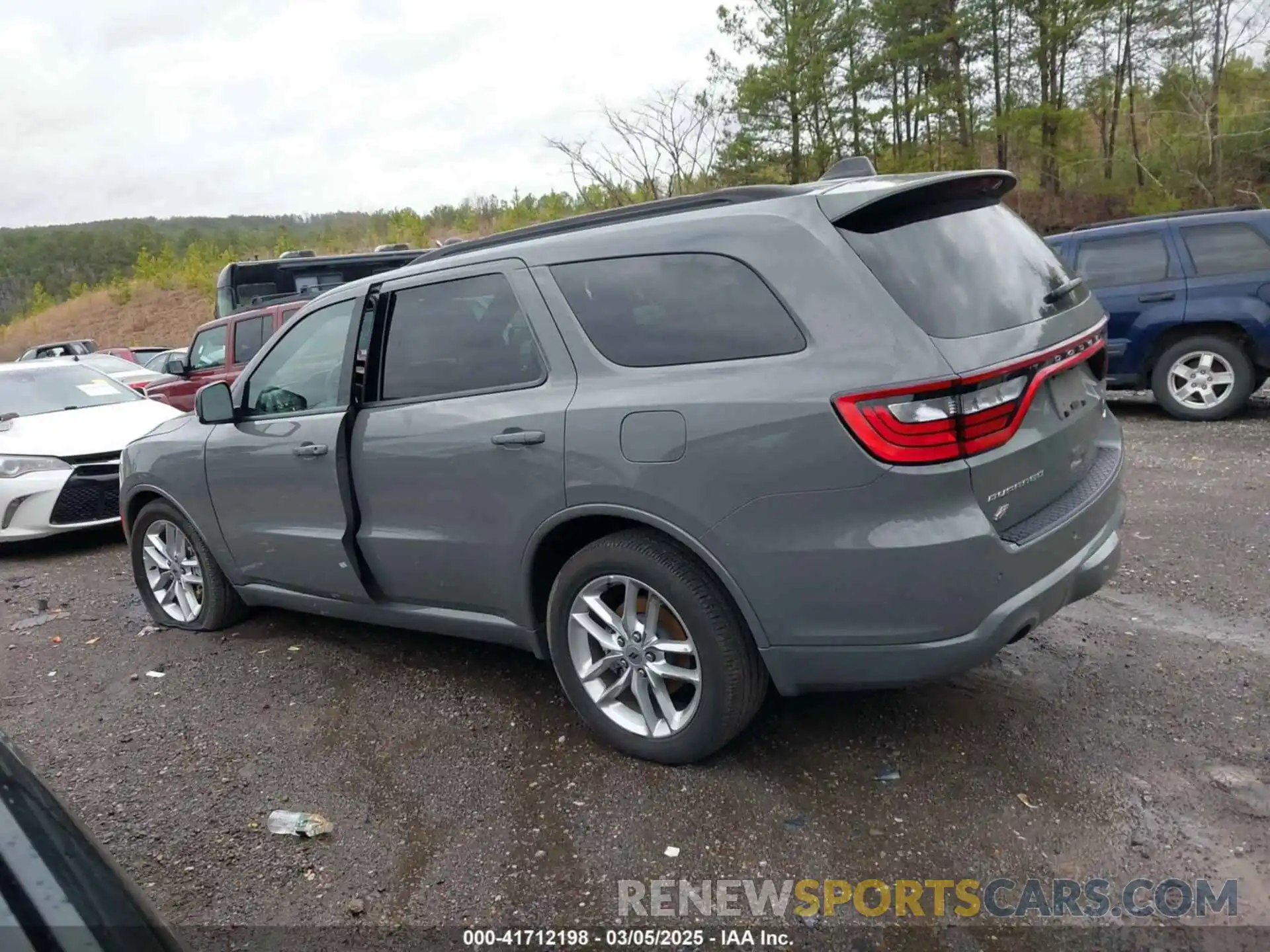 13 Photograph of a damaged car 1C4RDJDG7RC212897 DODGE DURANGO 2024