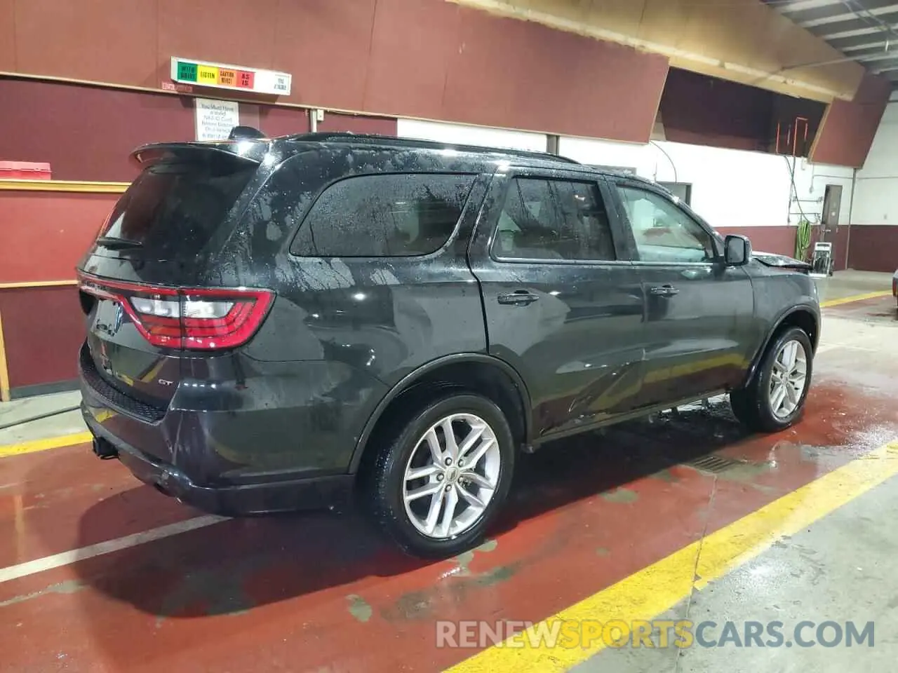 3 Photograph of a damaged car 1C4RDJDG8RC119242 DODGE DURANGO 2024