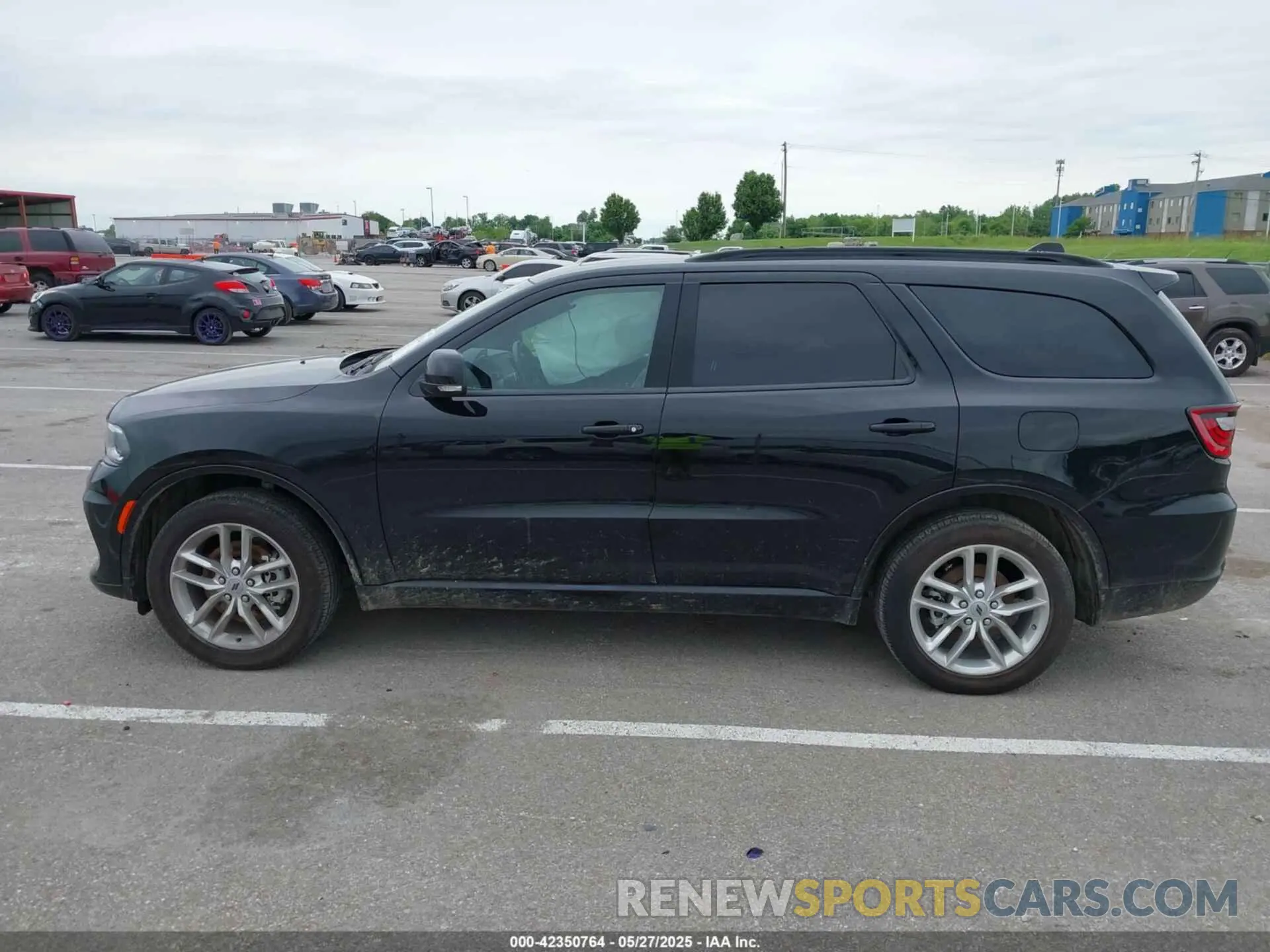 14 Photograph of a damaged car 1C4RDJDG8RC152810 DODGE DURANGO 2024