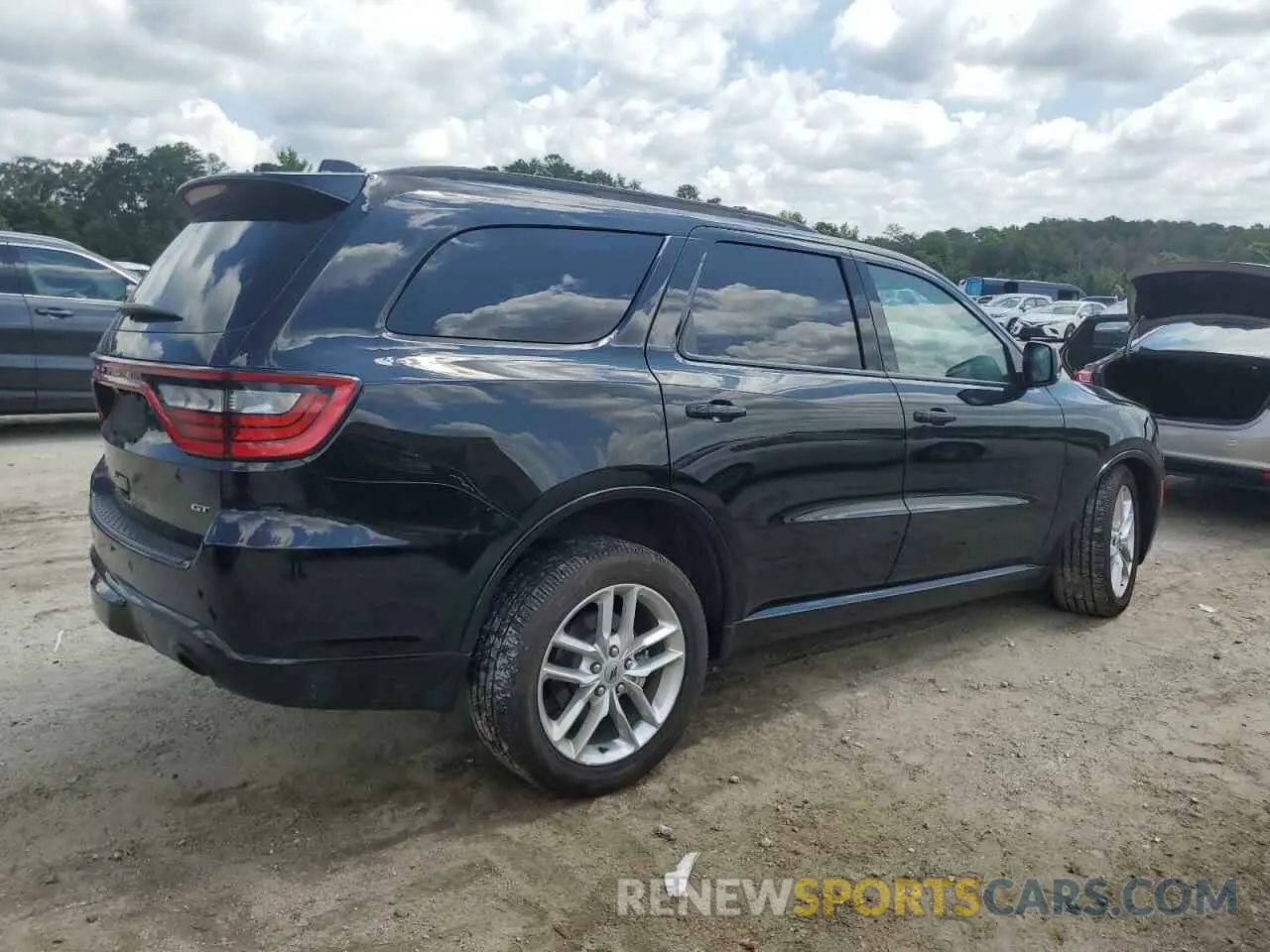 3 Photograph of a damaged car 1C4RDJDG8RC237971 DODGE DURANGO 2024