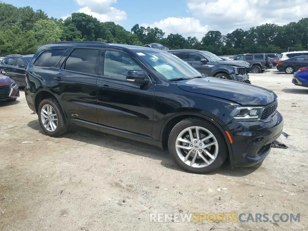 4 Photograph of a damaged car 1C4RDJDG8RC237971 DODGE DURANGO 2024