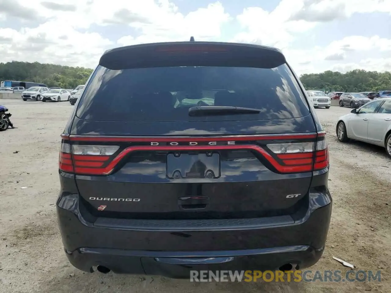 6 Photograph of a damaged car 1C4RDJDG8RC237971 DODGE DURANGO 2024