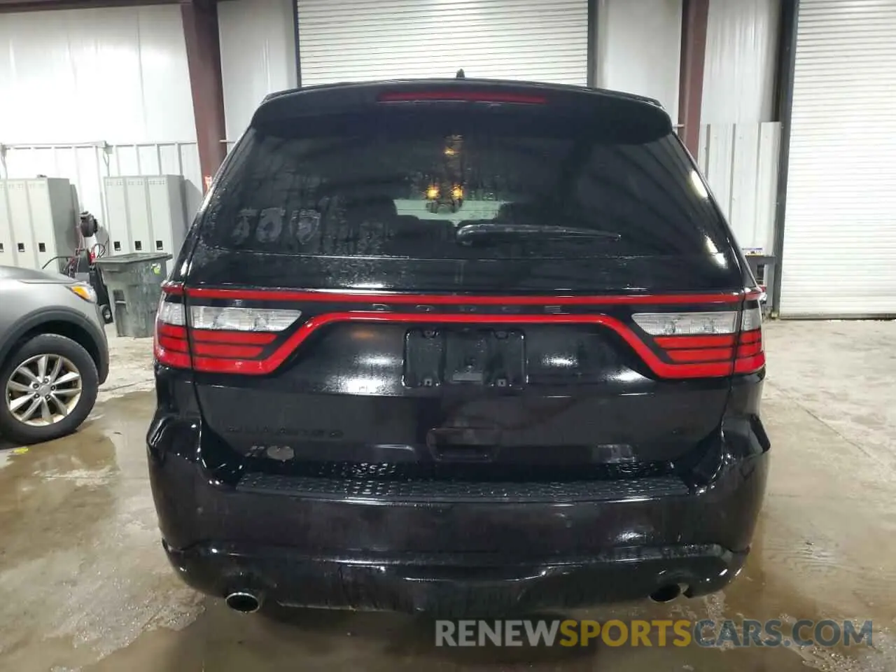 6 Photograph of a damaged car 1C4RDJDG8RC254687 DODGE DURANGO 2024