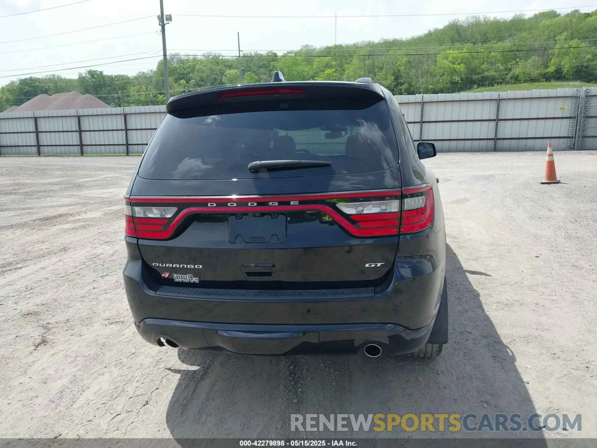 17 Photograph of a damaged car 1C4RDJDG9RC199828 DODGE DURANGO 2024