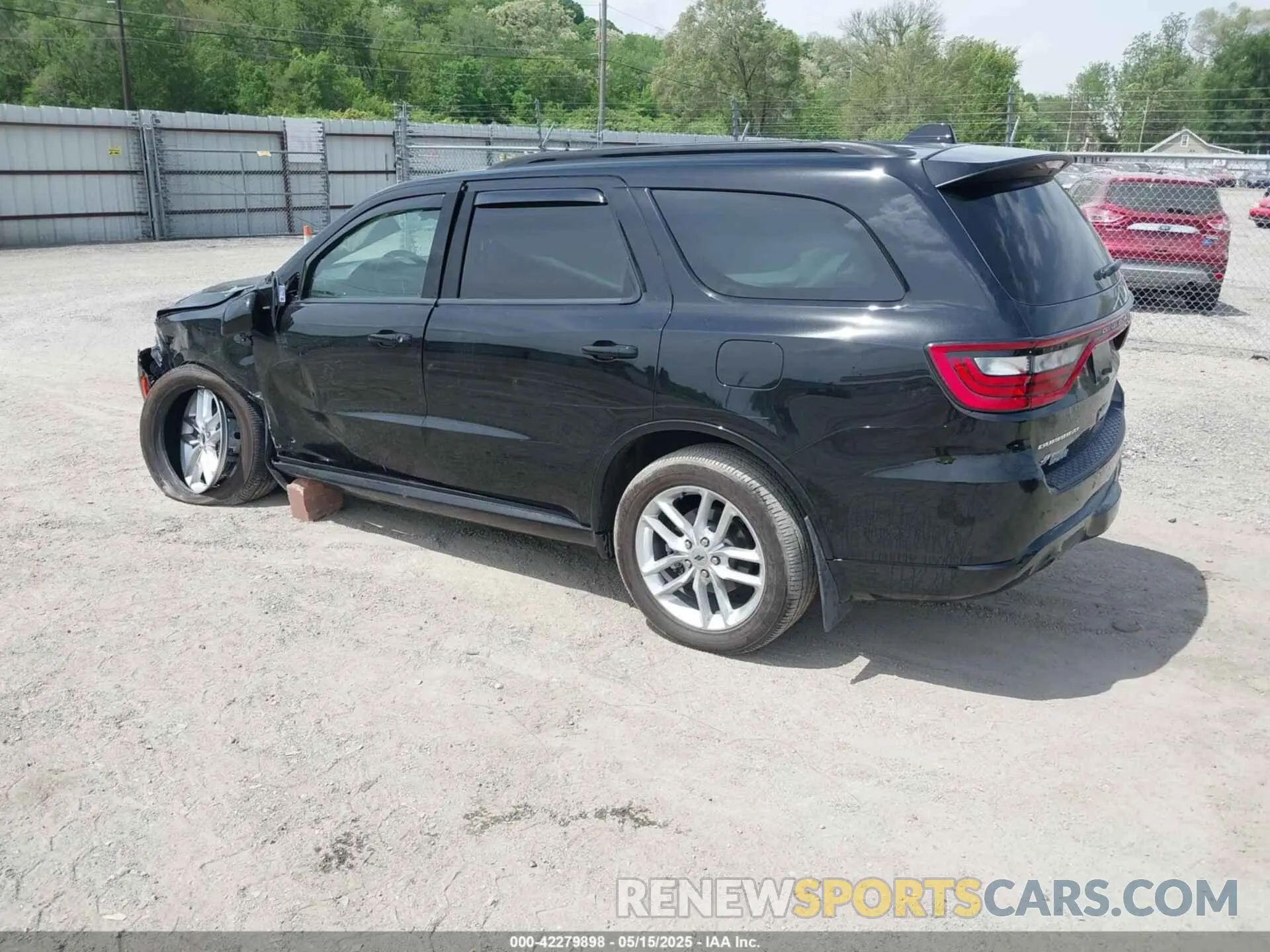 3 Photograph of a damaged car 1C4RDJDG9RC199828 DODGE DURANGO 2024