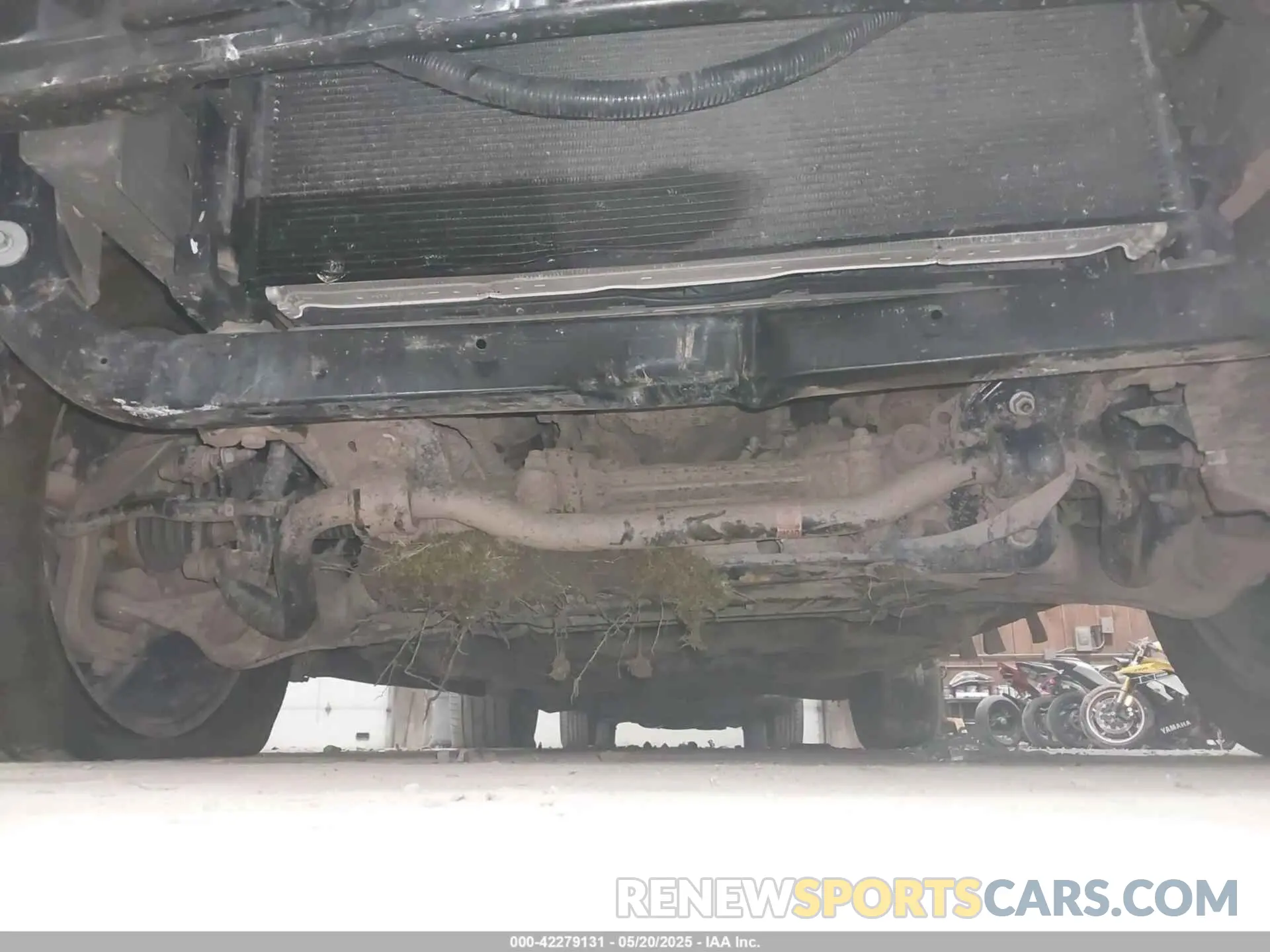 19 Photograph of a damaged car 1C4RDJDG9RC228051 DODGE DURANGO 2024