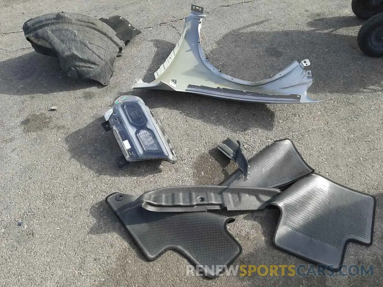 13 Photograph of a damaged car 1C4RDJDG9RC250776 DODGE DURANGO 2024