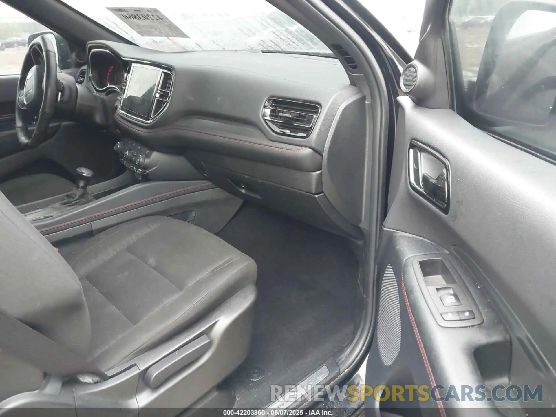 5 Photograph of a damaged car 1C4SDJCTXRC183217 DODGE DURANGO 2024