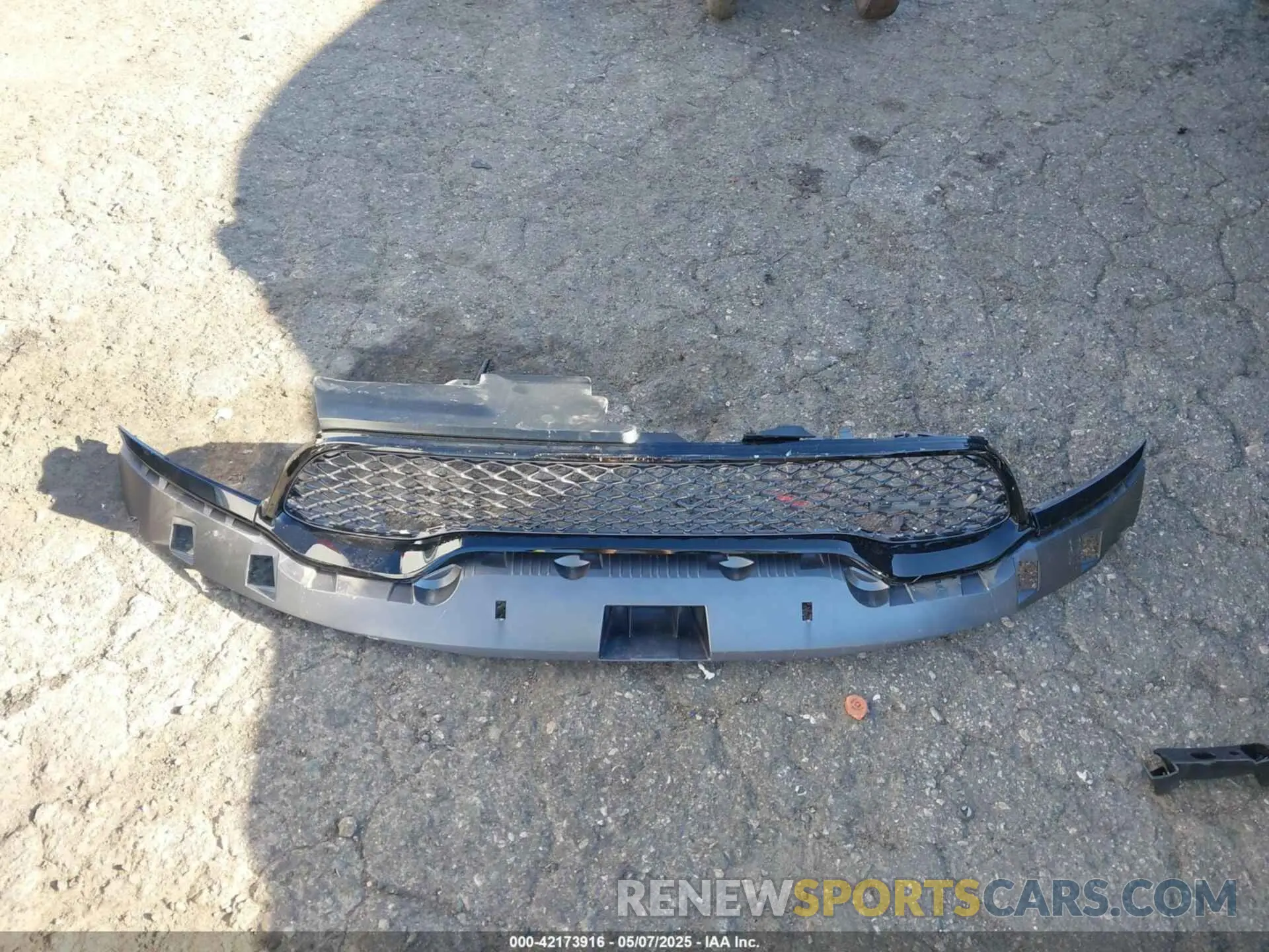 12 Photograph of a damaged car 1C4SDJFT2RC228291 DODGE DURANGO 2024