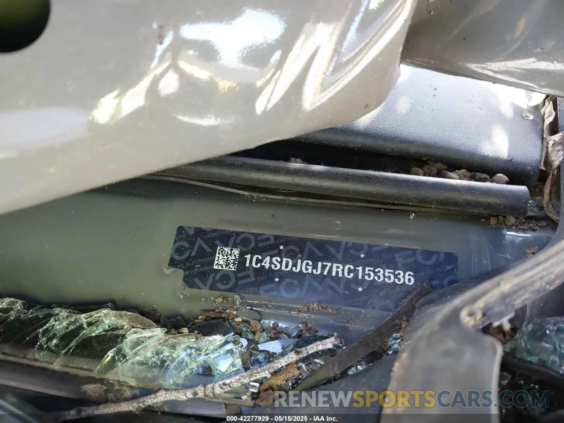 9 Photograph of a damaged car 1C4SDJGJ7RC153536 DODGE DURANGO 2024