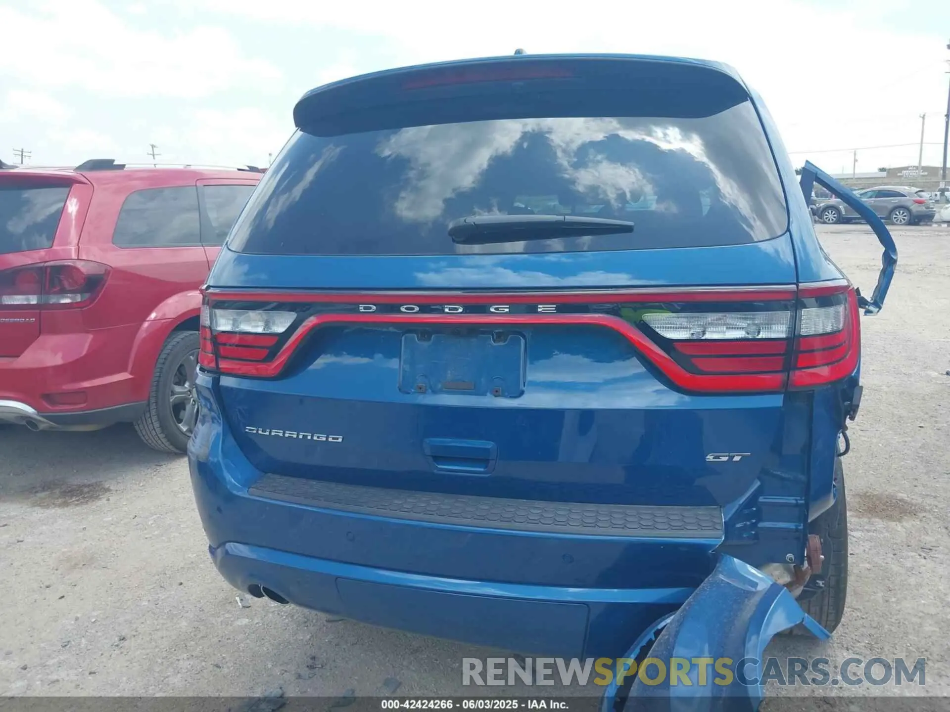 15 Photograph of a damaged car 1C4RDHDG0SC532092 DODGE DURANGO 2025