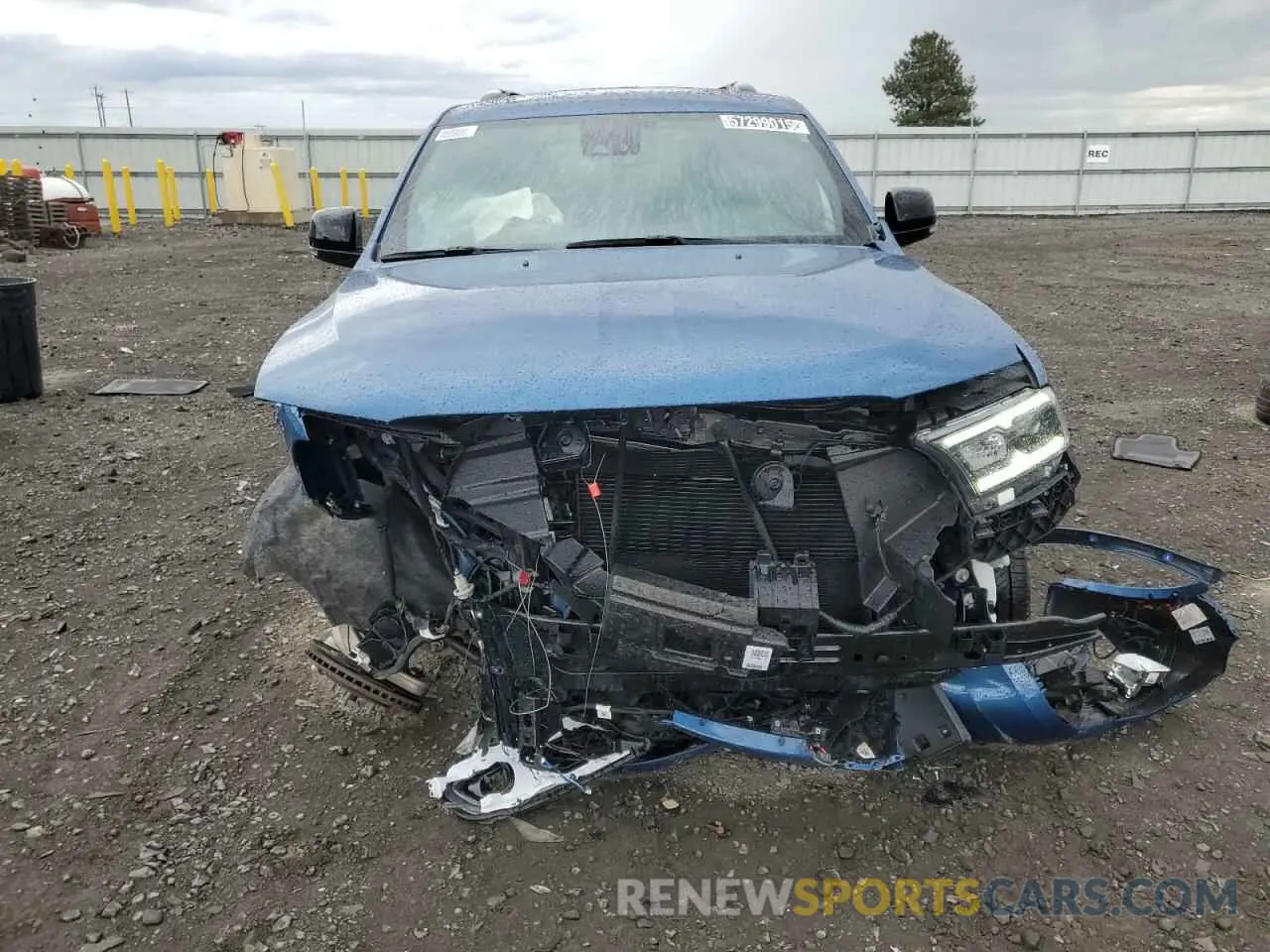5 Photograph of a damaged car 1C4RDJDG0SC517969 DODGE DURANGO 2025