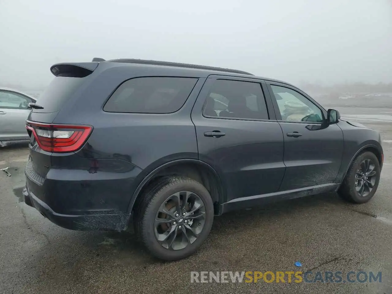 3 Photograph of a damaged car 1C4RDJDGXSC510043 DODGE DURANGO 2025