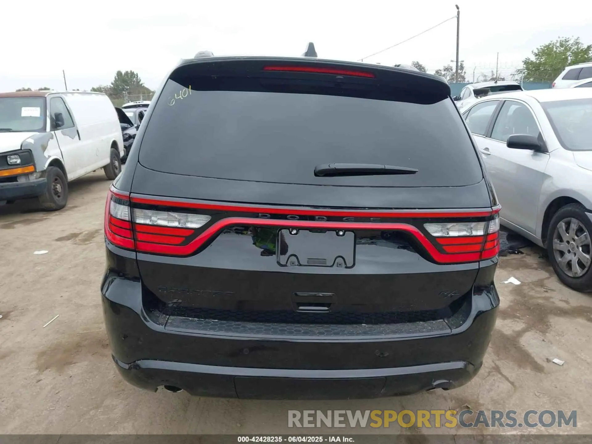 16 Photograph of a damaged car 1C4SDJCT6SC503445 DODGE DURANGO 2025