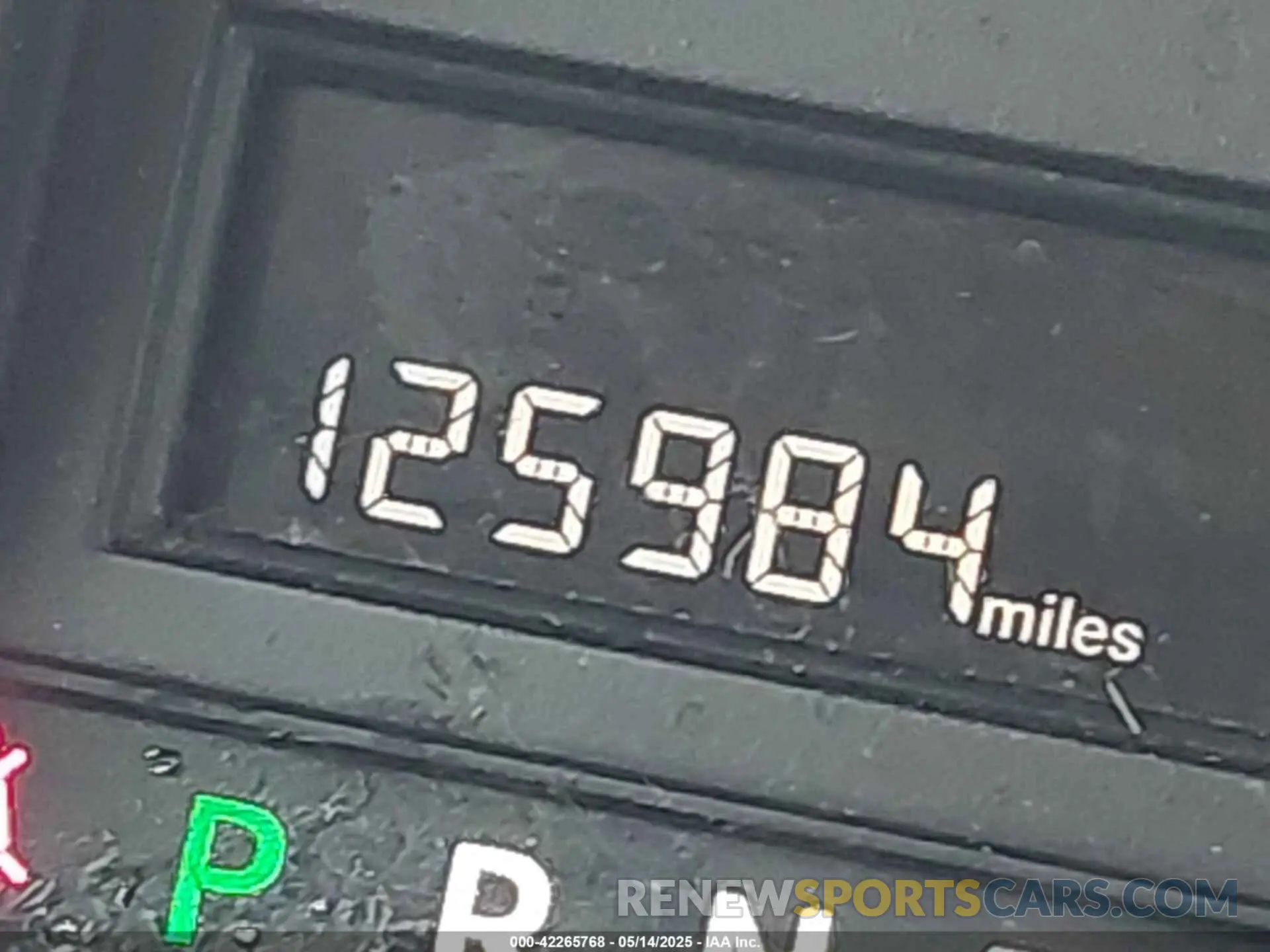 16 Photograph of a damaged car 2C4RDGBG0KR585976 DODGE GRAND CARAVAN 2019
