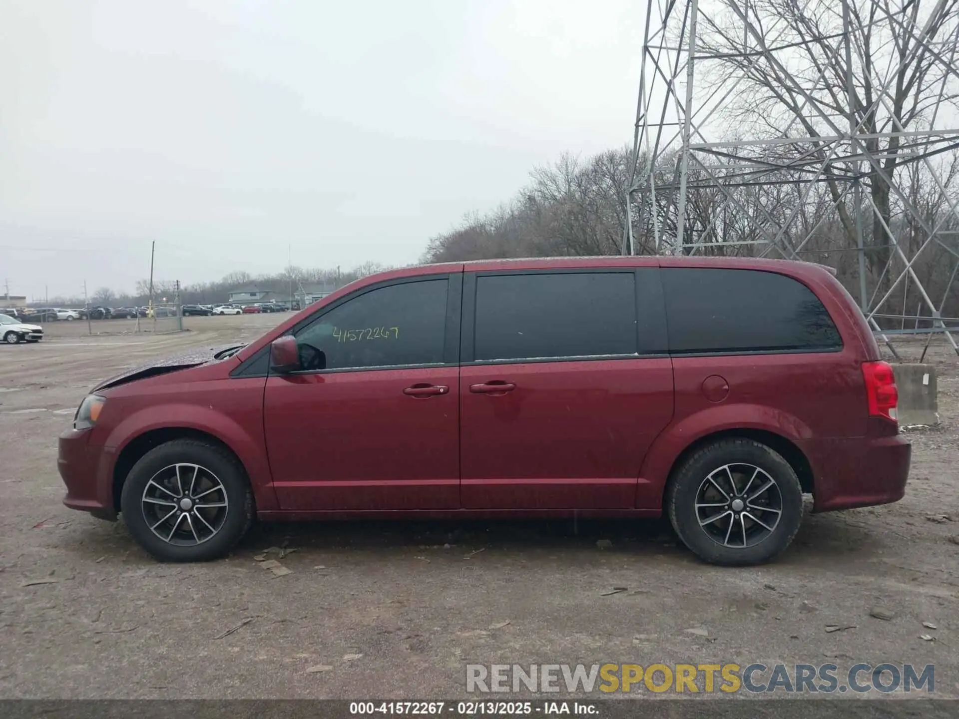 14 Photograph of a damaged car 2C4RDGBG1KR521851 DODGE GRAND CARAVAN 2019
