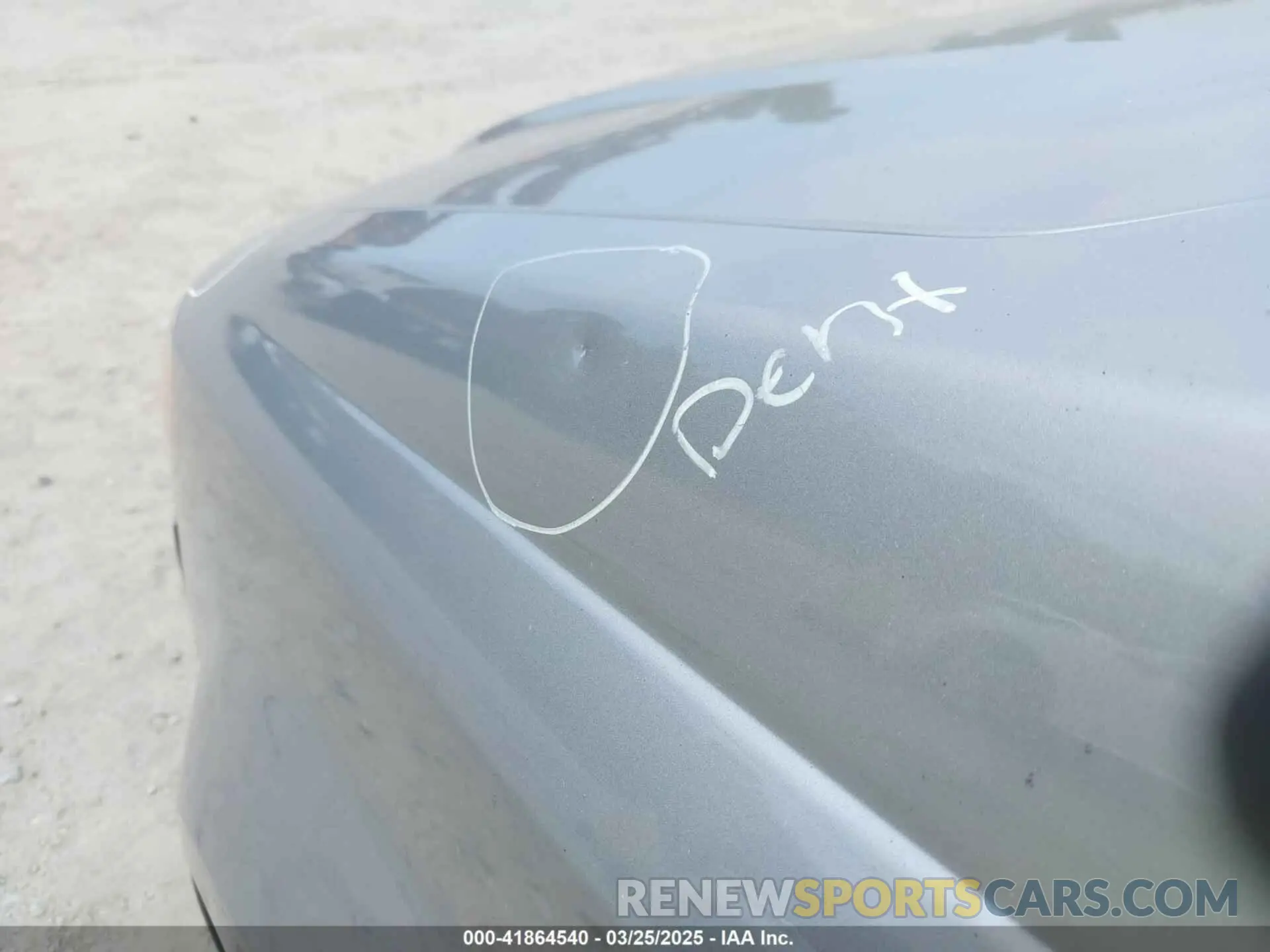 17 Photograph of a damaged car 2C4RDGBG1KR729681 DODGE GRAND CARAVAN 2019