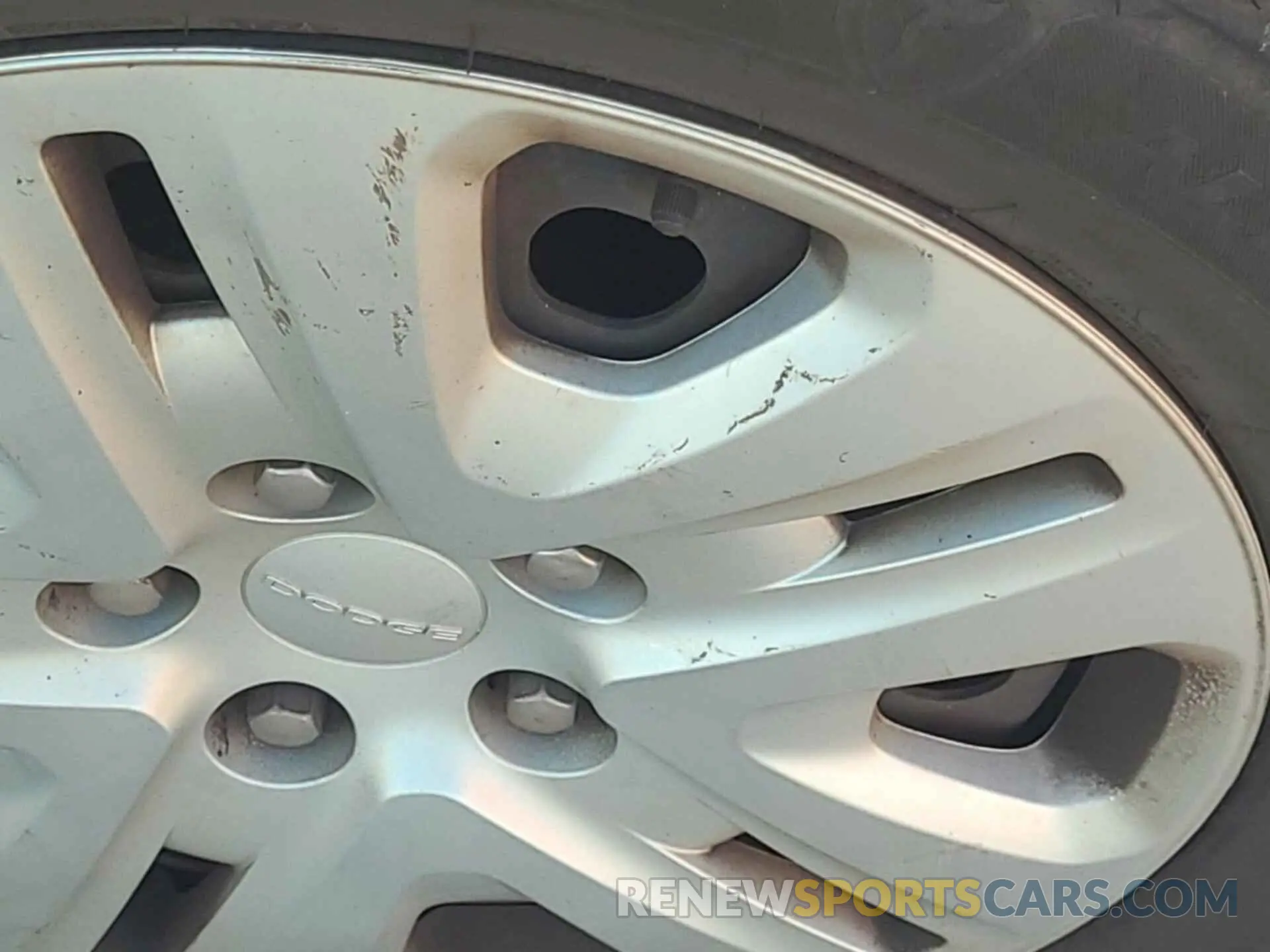 11 Photograph of a damaged car 2C4RDGBG2KR781661 DODGE GRAND CARAVAN 2019