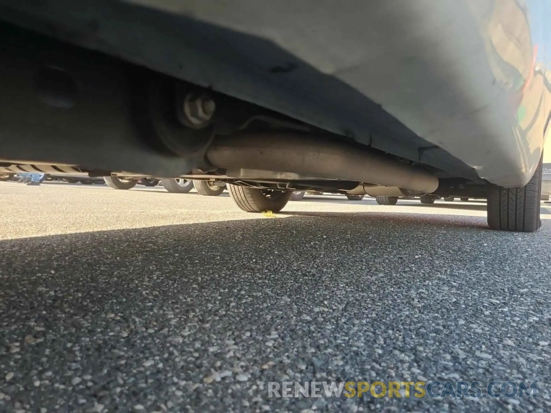 24 Photograph of a damaged car 2C4RDGBG2KR781661 DODGE GRAND CARAVAN 2019