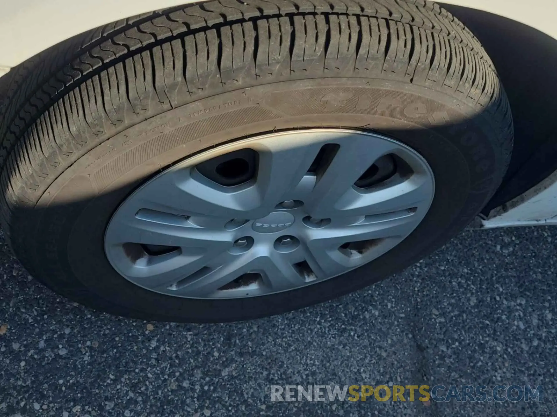 9 Photograph of a damaged car 2C4RDGBG2KR781661 DODGE GRAND CARAVAN 2019
