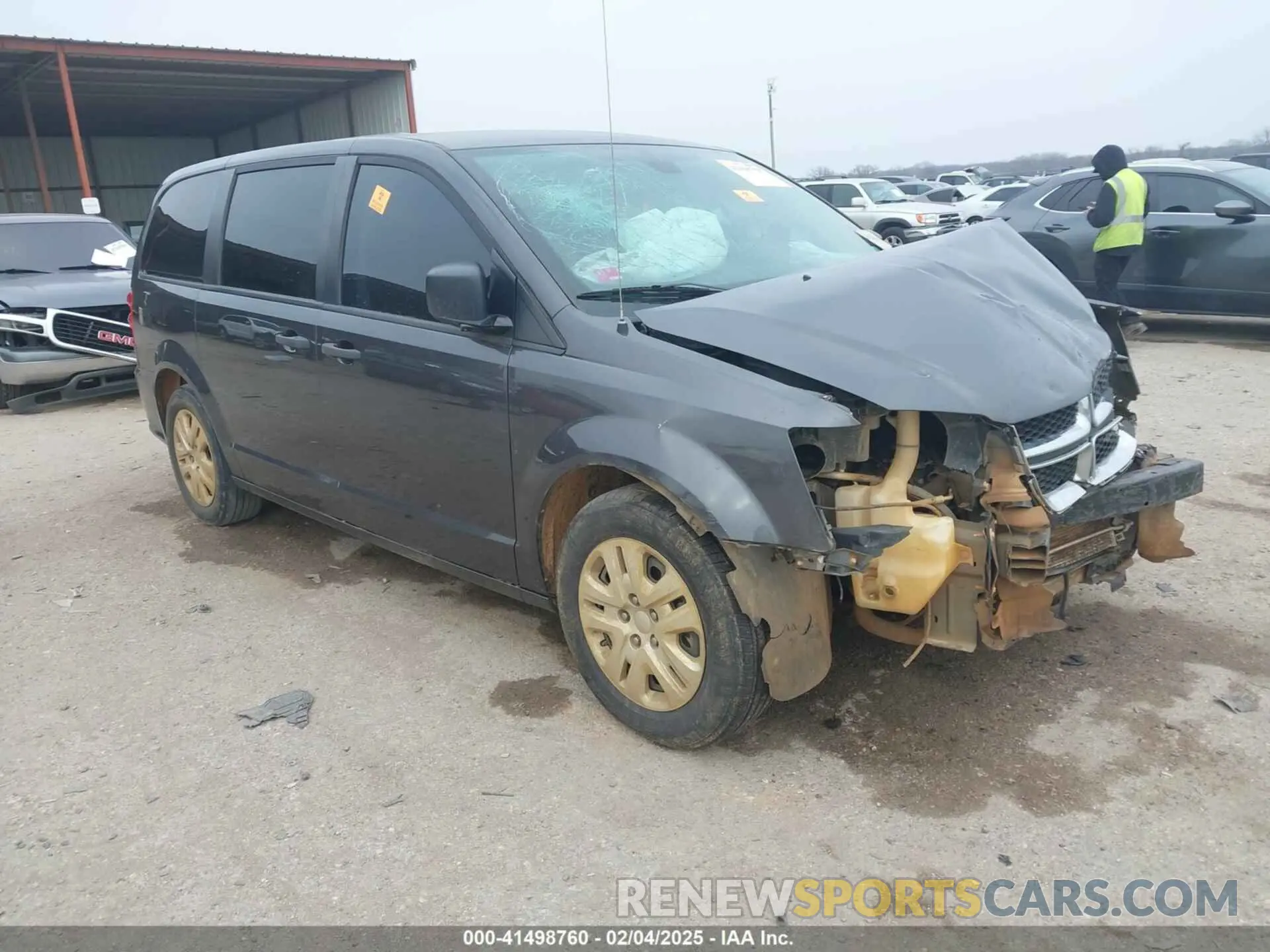 1 Photograph of a damaged car 2C4RDGBG2KR792286 DODGE GRAND CARAVAN 2019