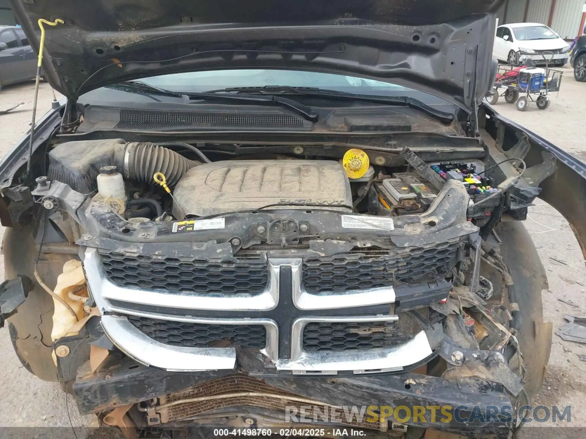 10 Photograph of a damaged car 2C4RDGBG2KR792286 DODGE GRAND CARAVAN 2019