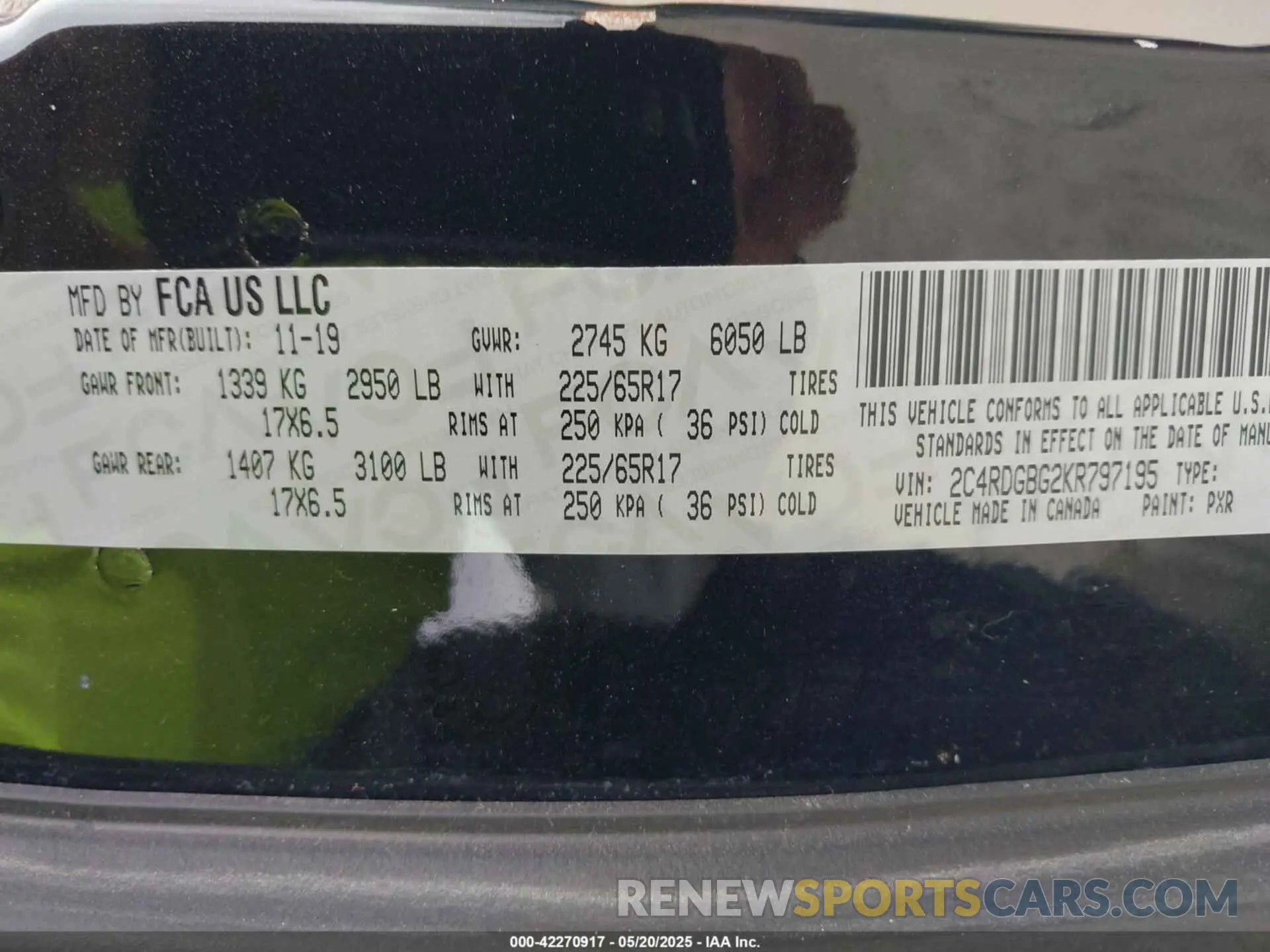 9 Photograph of a damaged car 2C4RDGBG2KR797195 DODGE GRAND CARAVAN 2019
