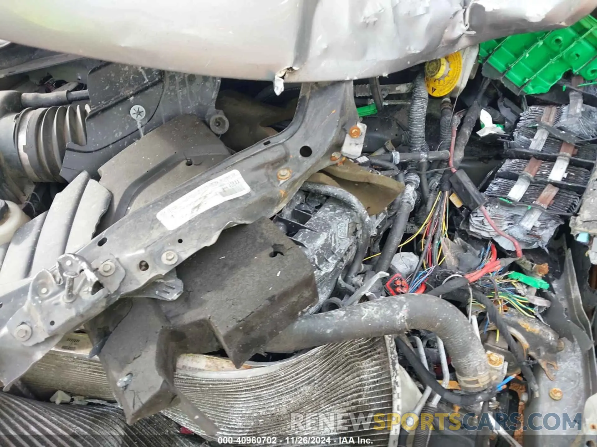 10 Photograph of a damaged car 2C4RDGBG3KR639447 DODGE GRAND CARAVAN 2019