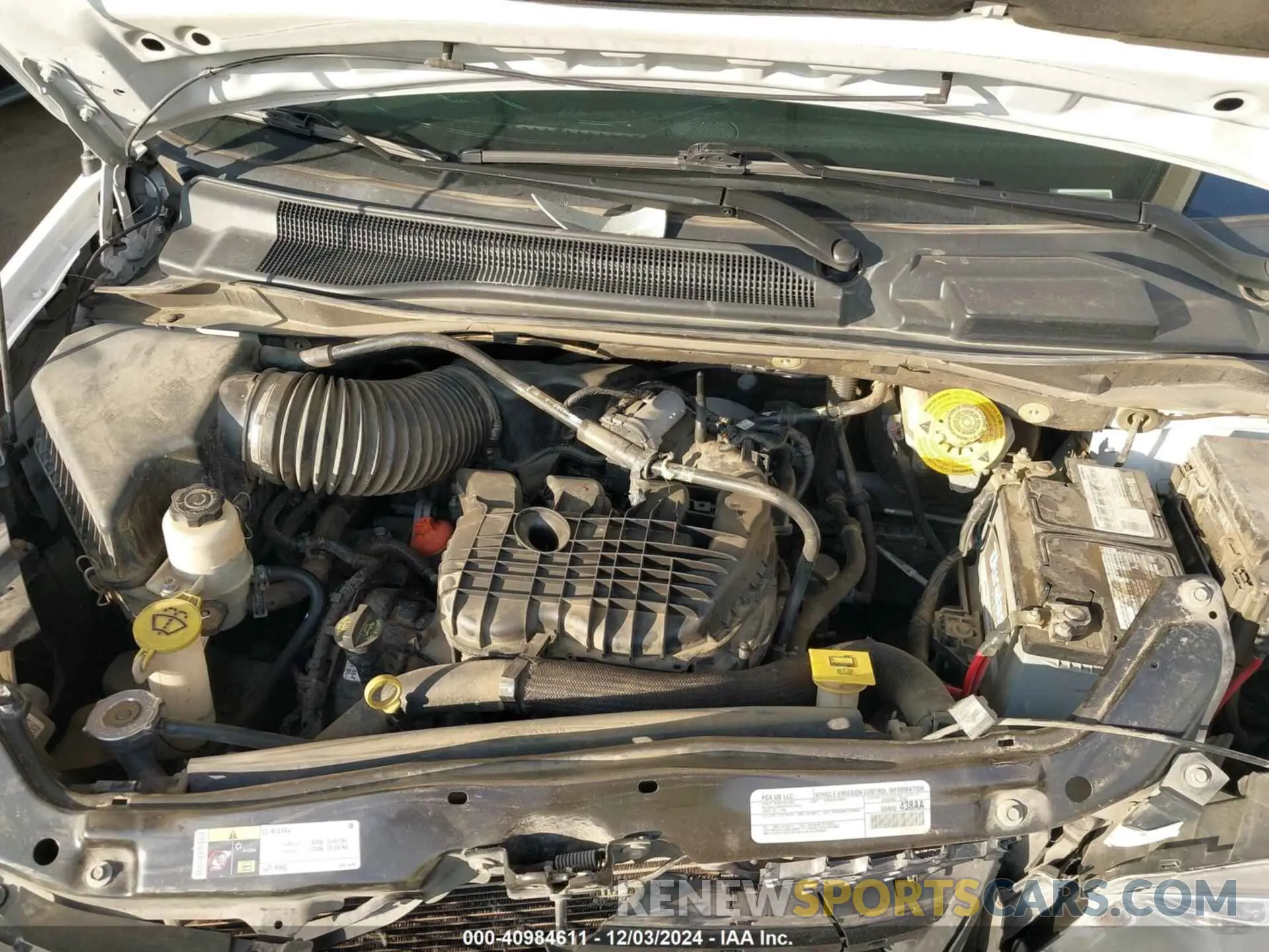 10 Photograph of a damaged car 2C4RDGBG3KR719962 DODGE GRAND CARAVAN 2019