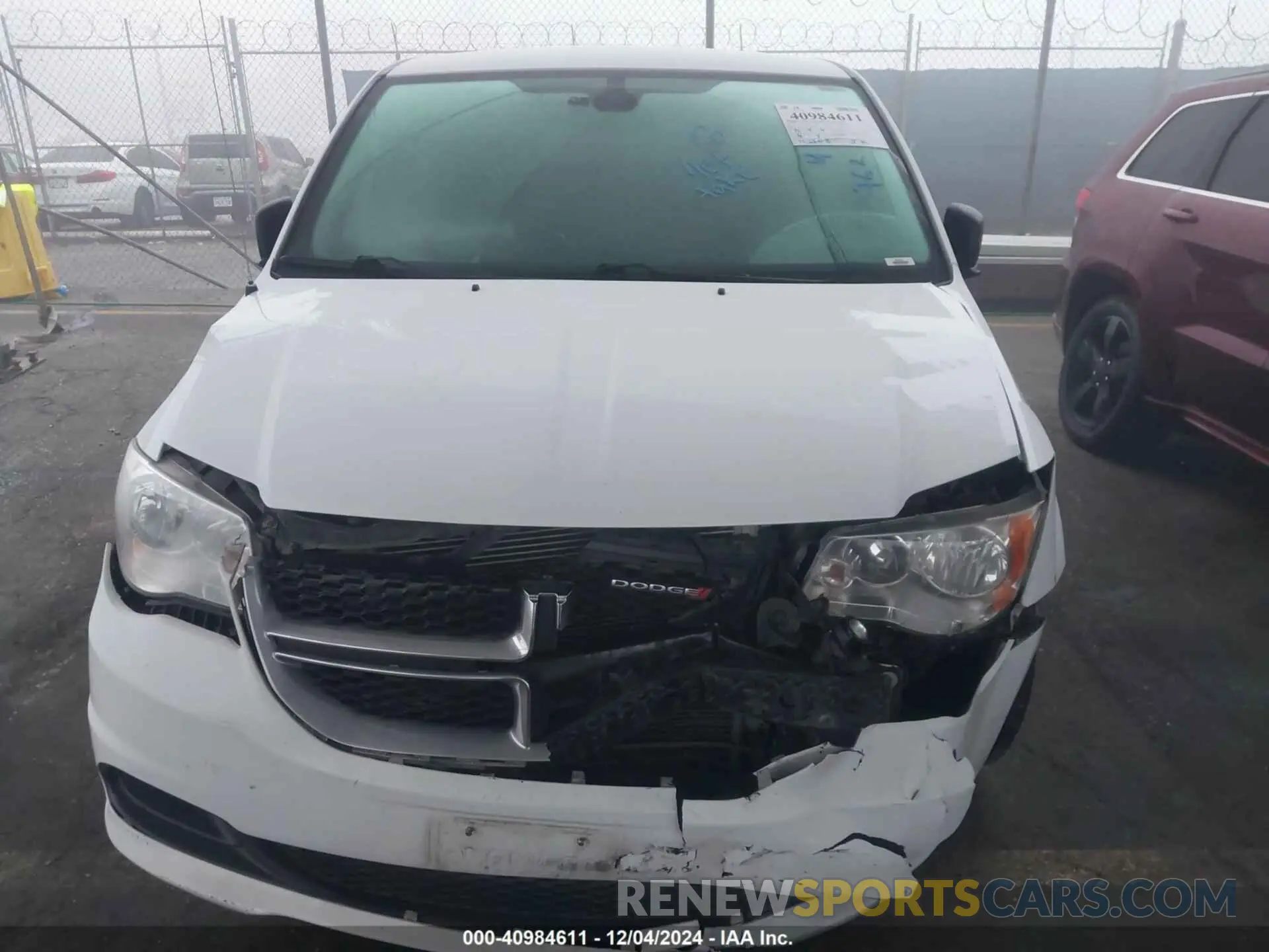 13 Photograph of a damaged car 2C4RDGBG3KR719962 DODGE GRAND CARAVAN 2019