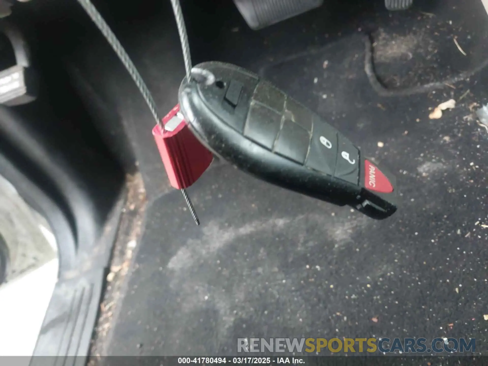 11 Photograph of a damaged car 2C4RDGBG4KR643362 DODGE GRAND CARAVAN 2019