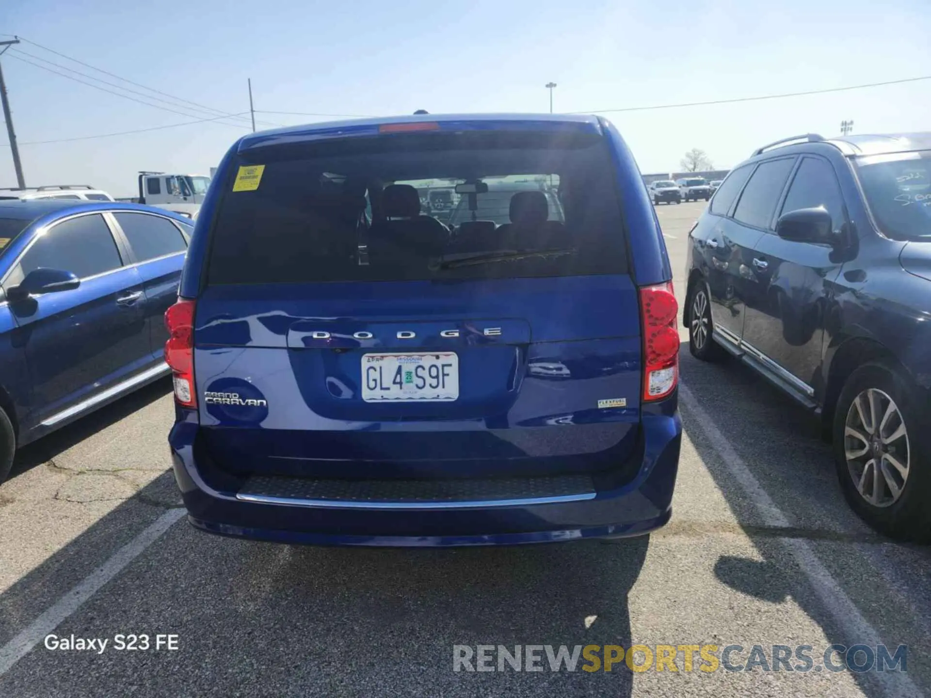 11 Photograph of a damaged car 2C4RDGBG4KR770399 DODGE GRAND CARAVAN 2019