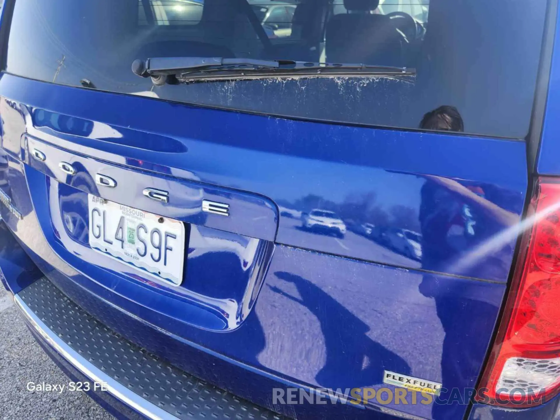 13 Photograph of a damaged car 2C4RDGBG4KR770399 DODGE GRAND CARAVAN 2019