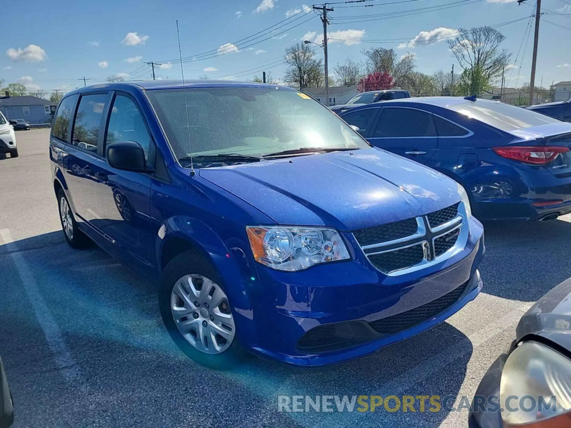 31 Photograph of a damaged car 2C4RDGBG4KR770399 DODGE GRAND CARAVAN 2019