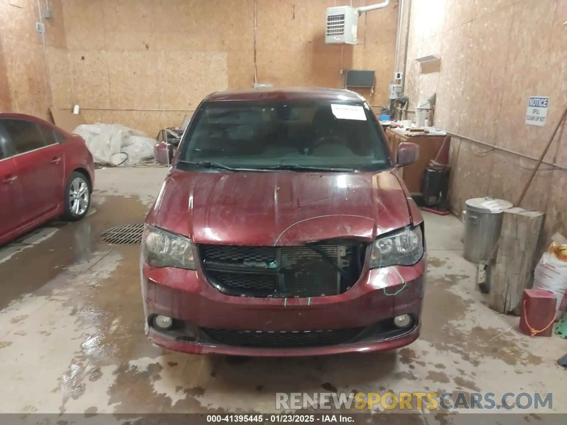 12 Photograph of a damaged car 2C4RDGBG6KR502910 DODGE GRAND CARAVAN 2019