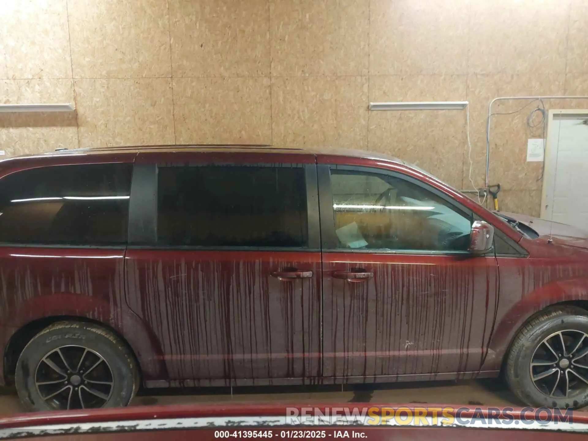 13 Photograph of a damaged car 2C4RDGBG6KR502910 DODGE GRAND CARAVAN 2019