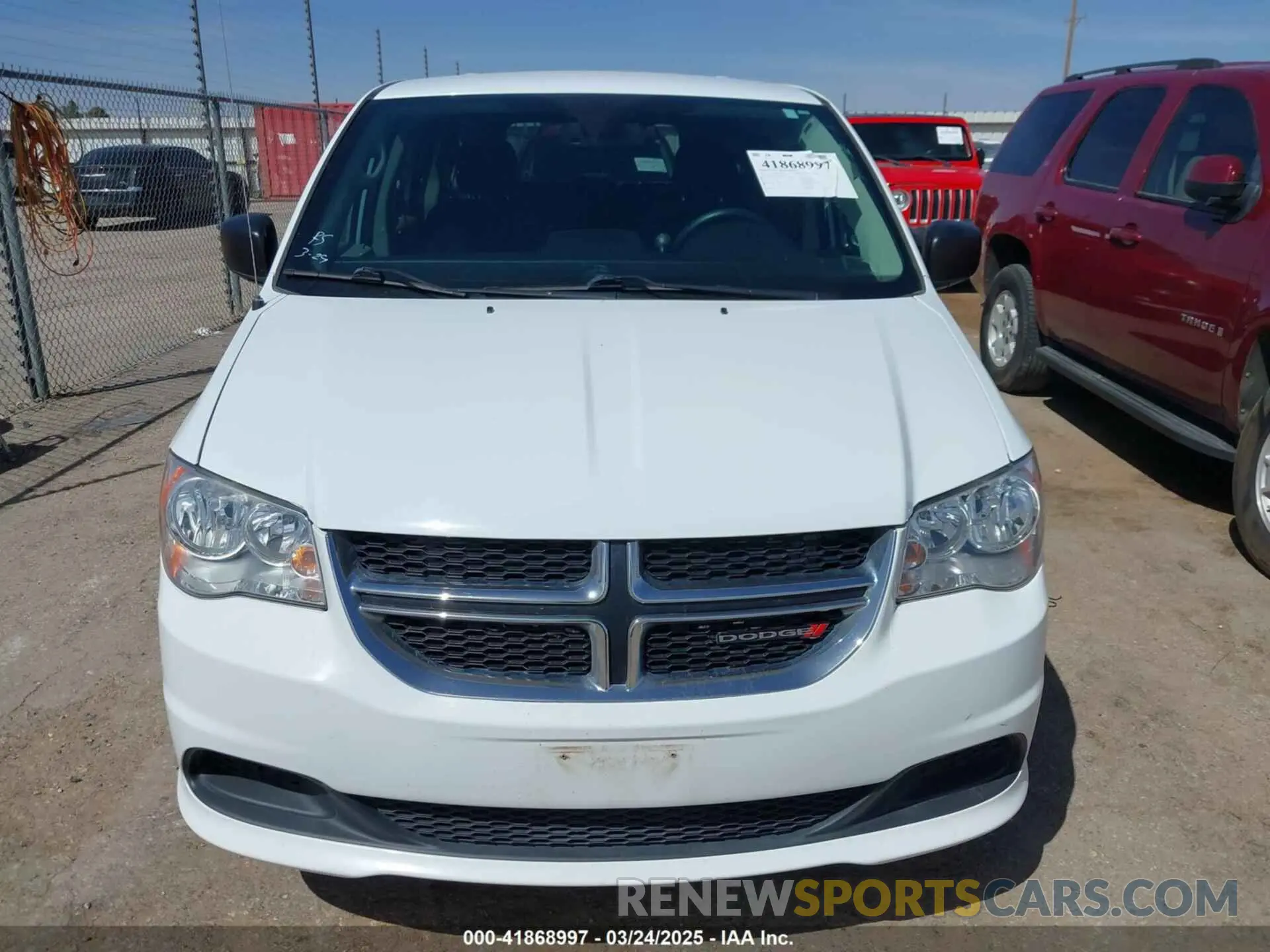 12 Photograph of a damaged car 2C4RDGBG6KR540931 DODGE GRAND CARAVAN 2019
