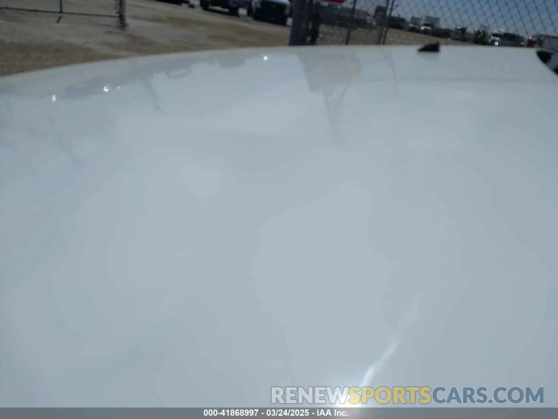 17 Photograph of a damaged car 2C4RDGBG6KR540931 DODGE GRAND CARAVAN 2019